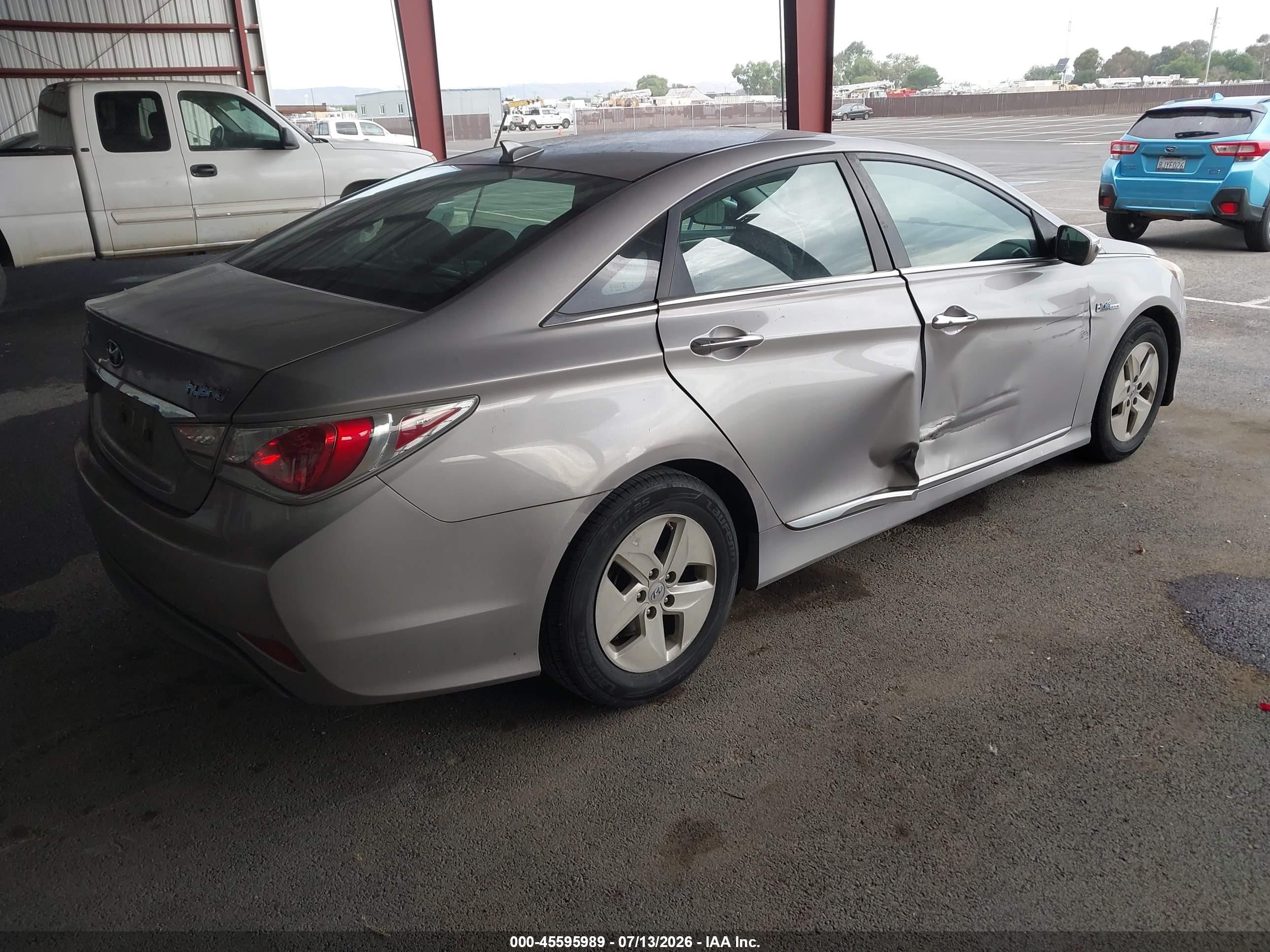 2012 Hyundai Sonata Hybrid   Gray vin: KMHEC4A40CA026338