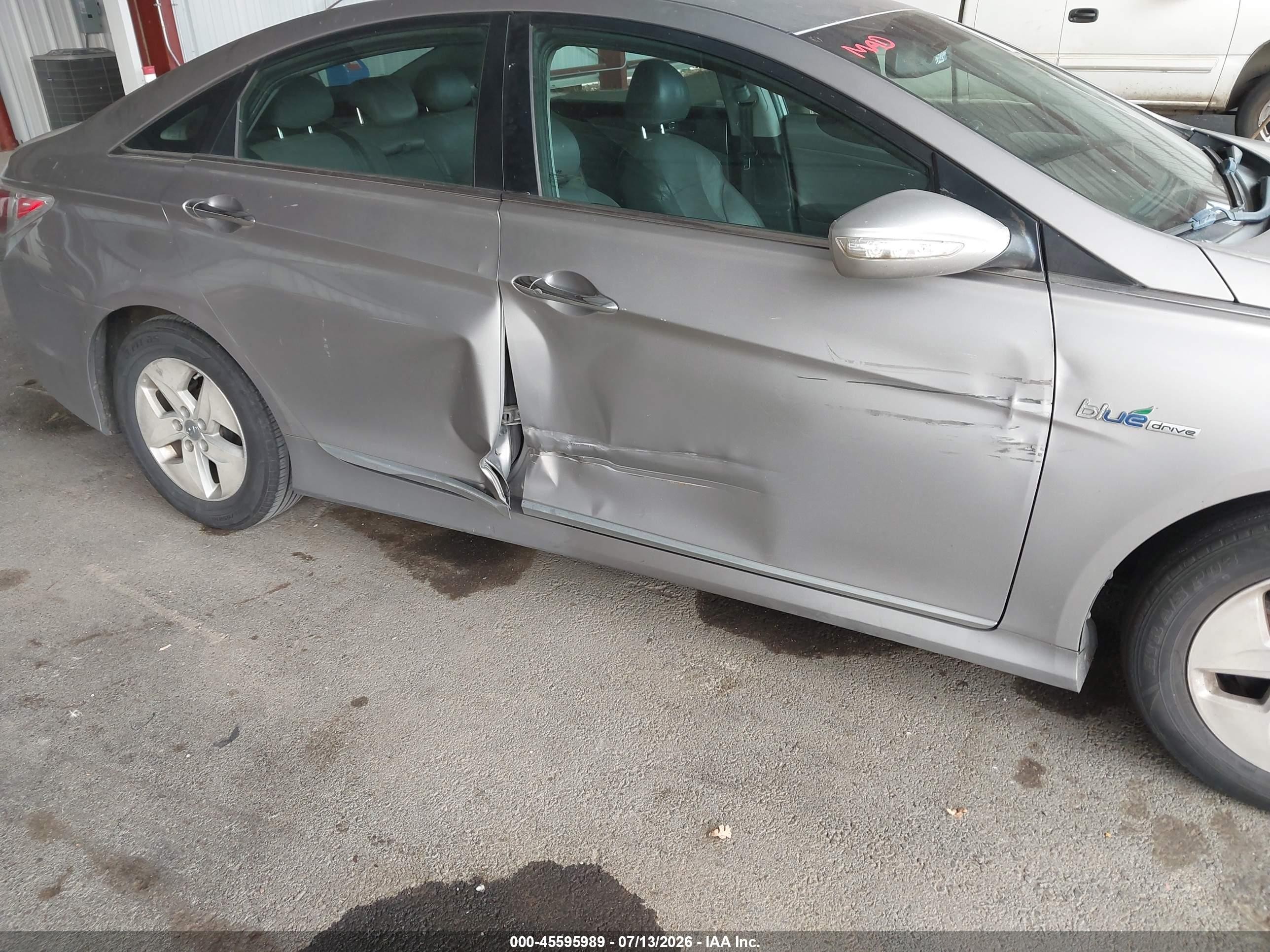 2012 Hyundai Sonata Hybrid   Gray vin: KMHEC4A40CA026338