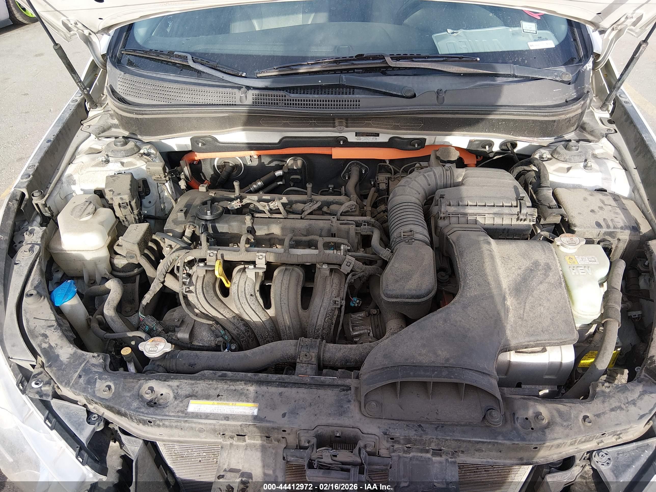 2012 Hyundai Sonata Hybrid   White vin: KMHEC4A40CA033130