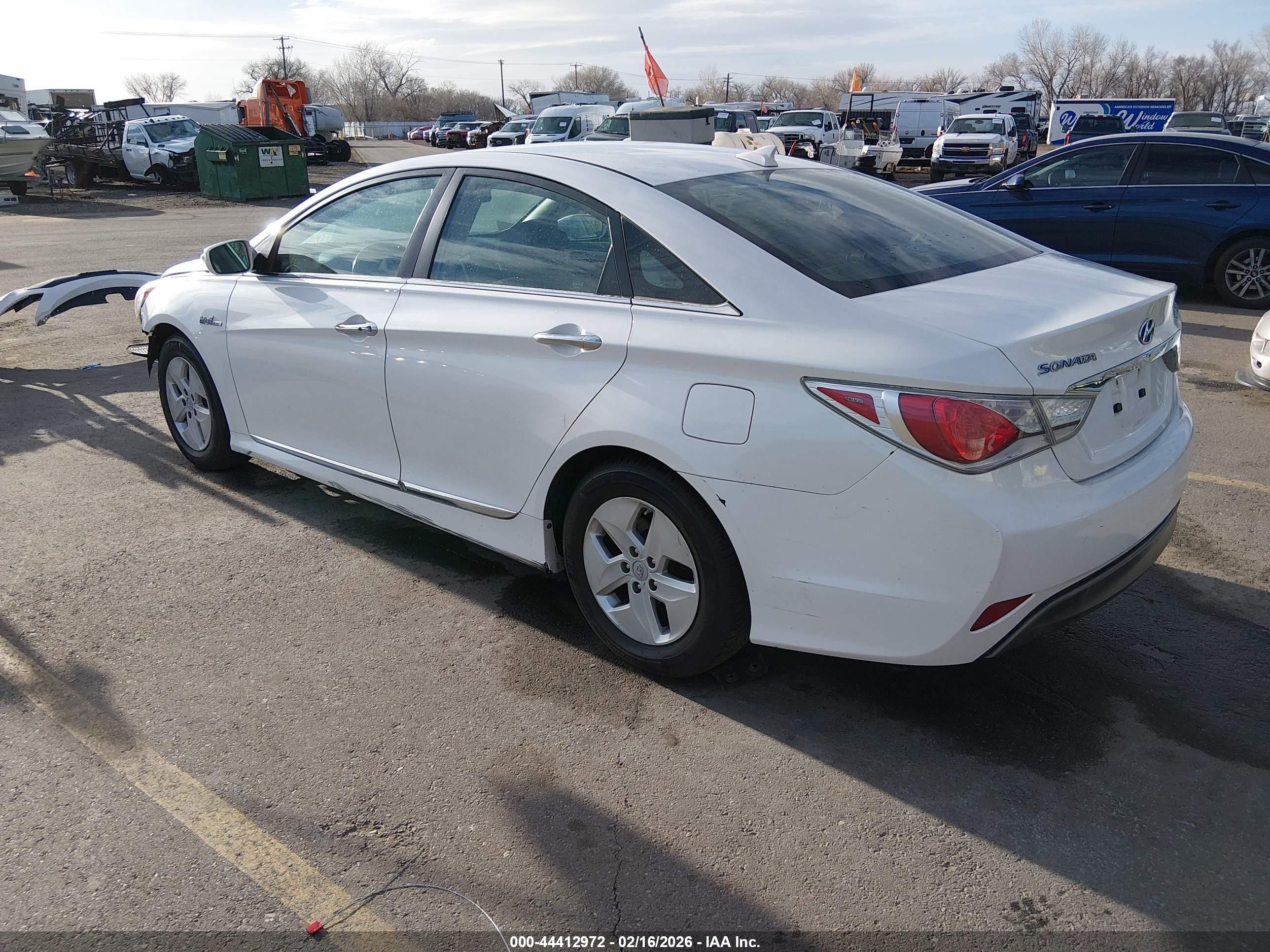 2012 Hyundai Sonata Hybrid   White vin: KMHEC4A40CA033130