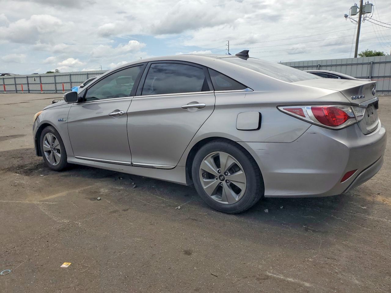 2012 Hyundai Sonata Hybrid Silver vin: KMHEC4A40CA035427