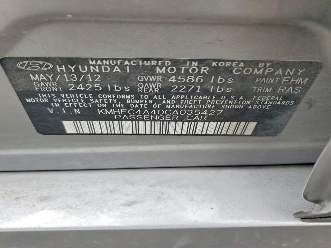 2012 Hyundai Sonata Hybrid Silver vin: KMHEC4A40CA035427