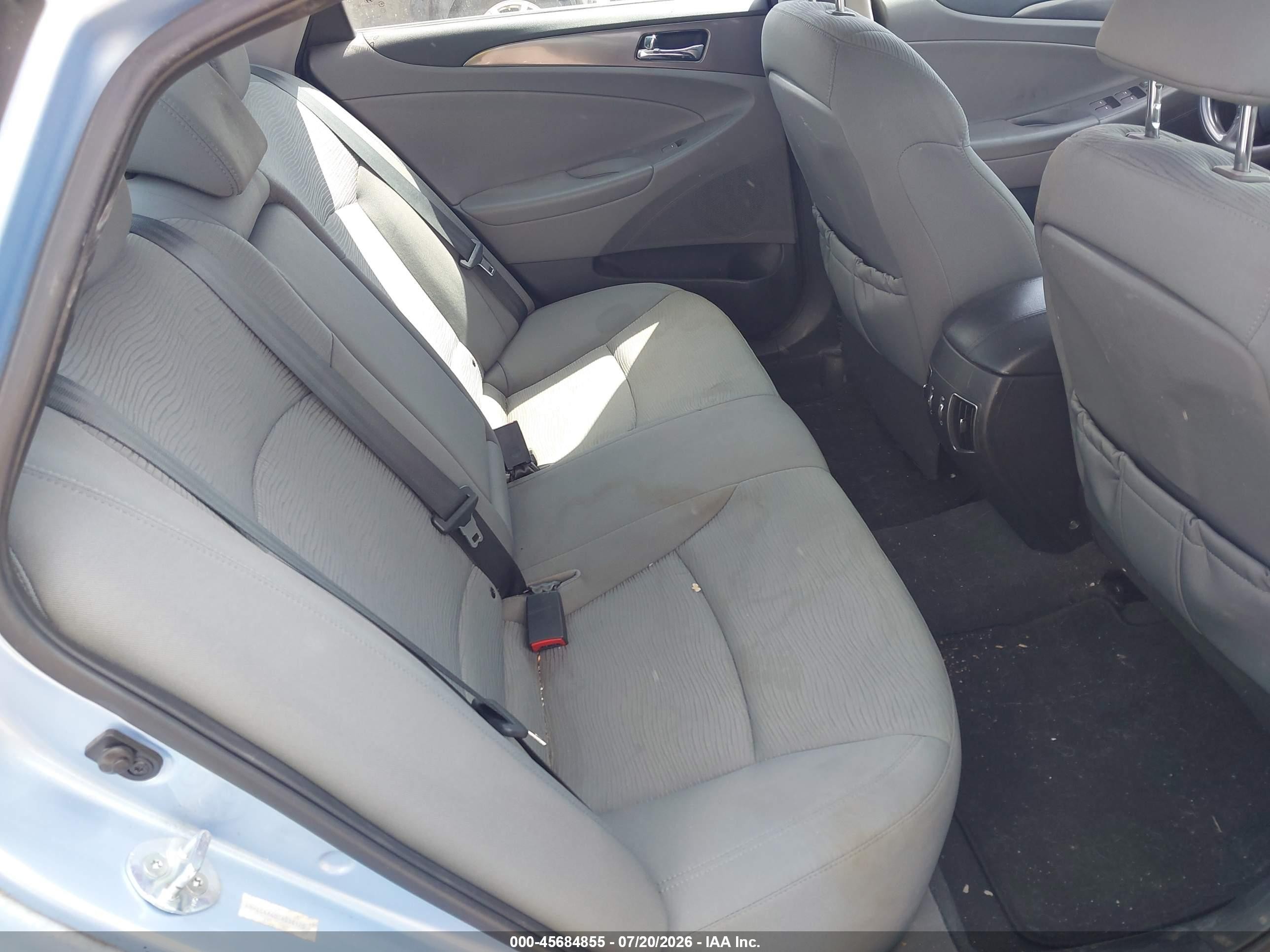 2012 Hyundai Sonata Hybrid   Синий vin: KMHEC4A40CA038120