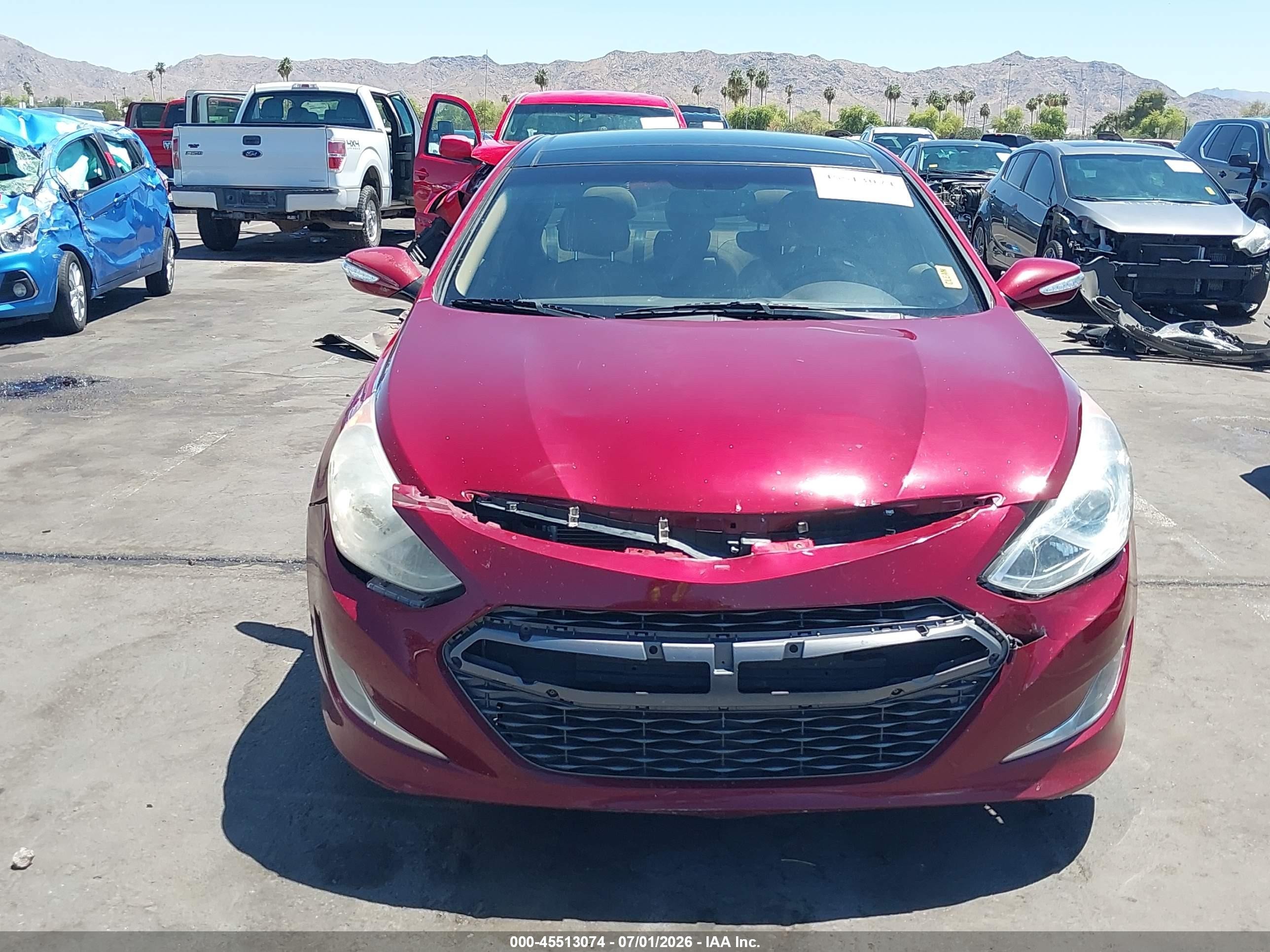 2012 Hyundai Sonata Hybrid   Red vin: KMHEC4A40CA057234