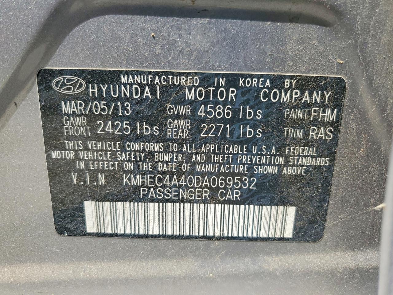 2013 Hyundai Sonata Hybrid Silver vin: KMHEC4A40DA069532