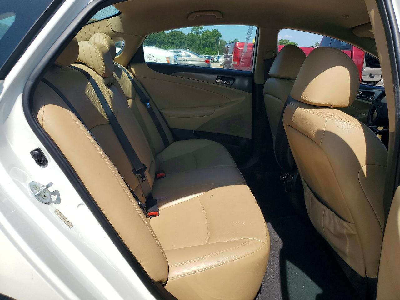 2013 Hyundai Sonata Hybrid White vin: KMHEC4A40DA083219