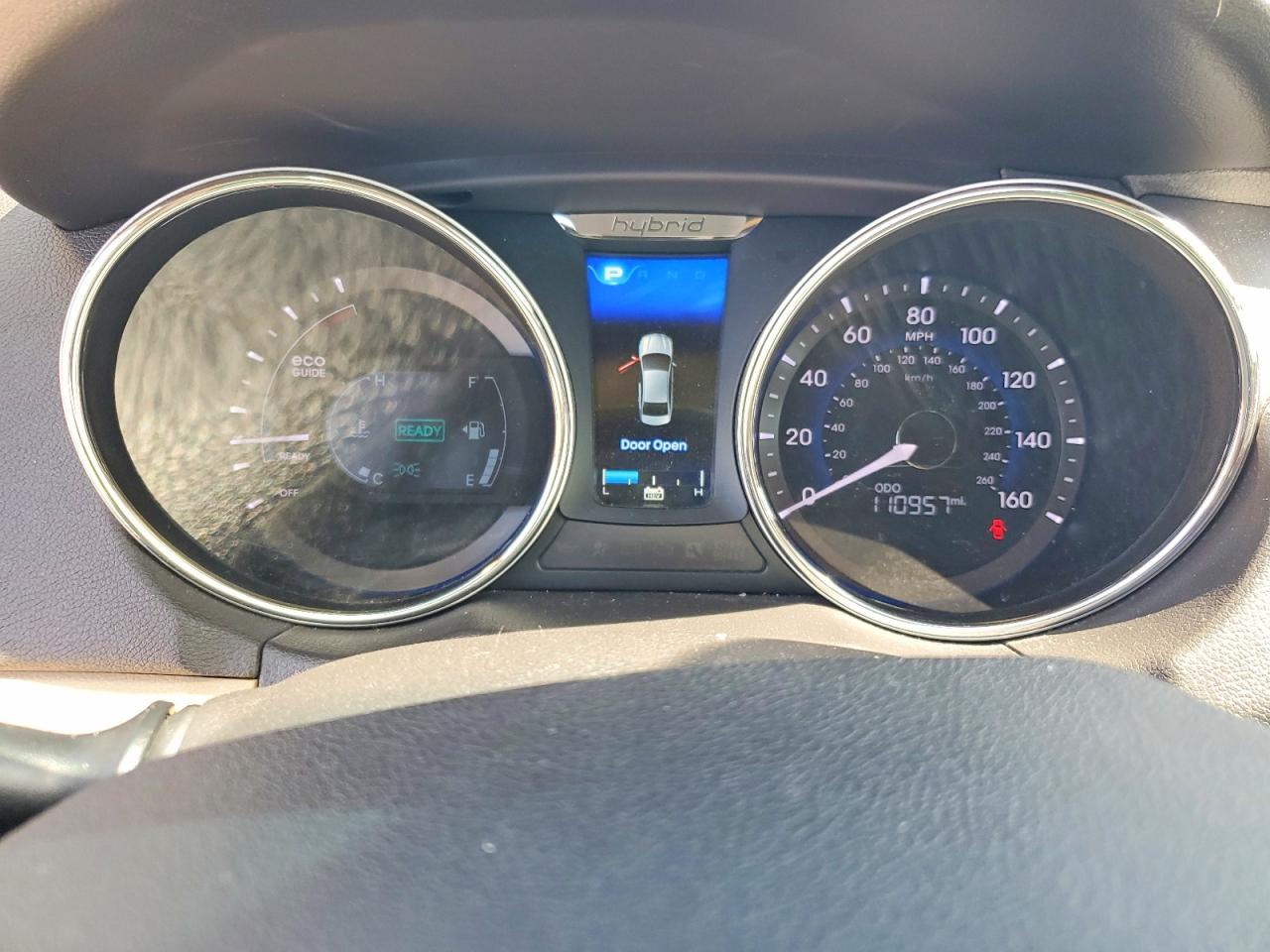 2013 Hyundai Sonata Hybrid White vin: KMHEC4A40DA083219