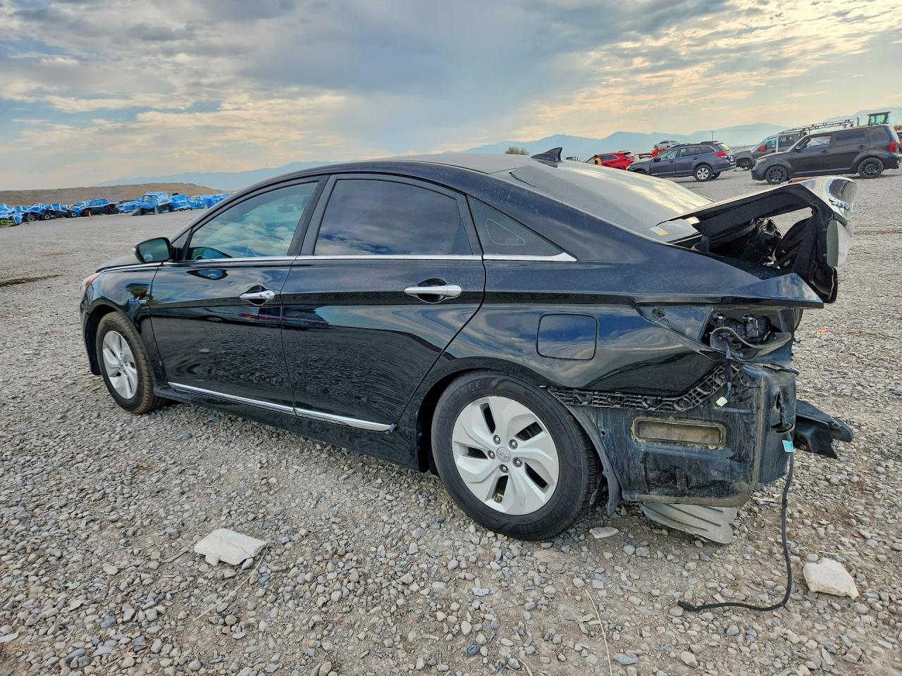 2013 Hyundai Sonata Hybrid Black vin: KMHEC4A40DA093202