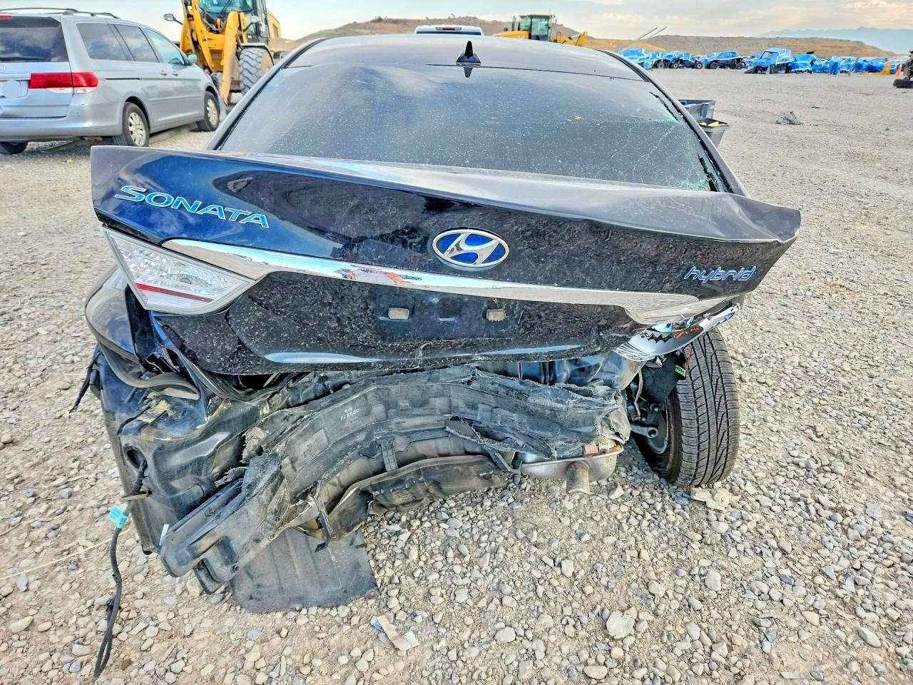 2013 Hyundai Sonata Hybrid Black vin: KMHEC4A40DA093202