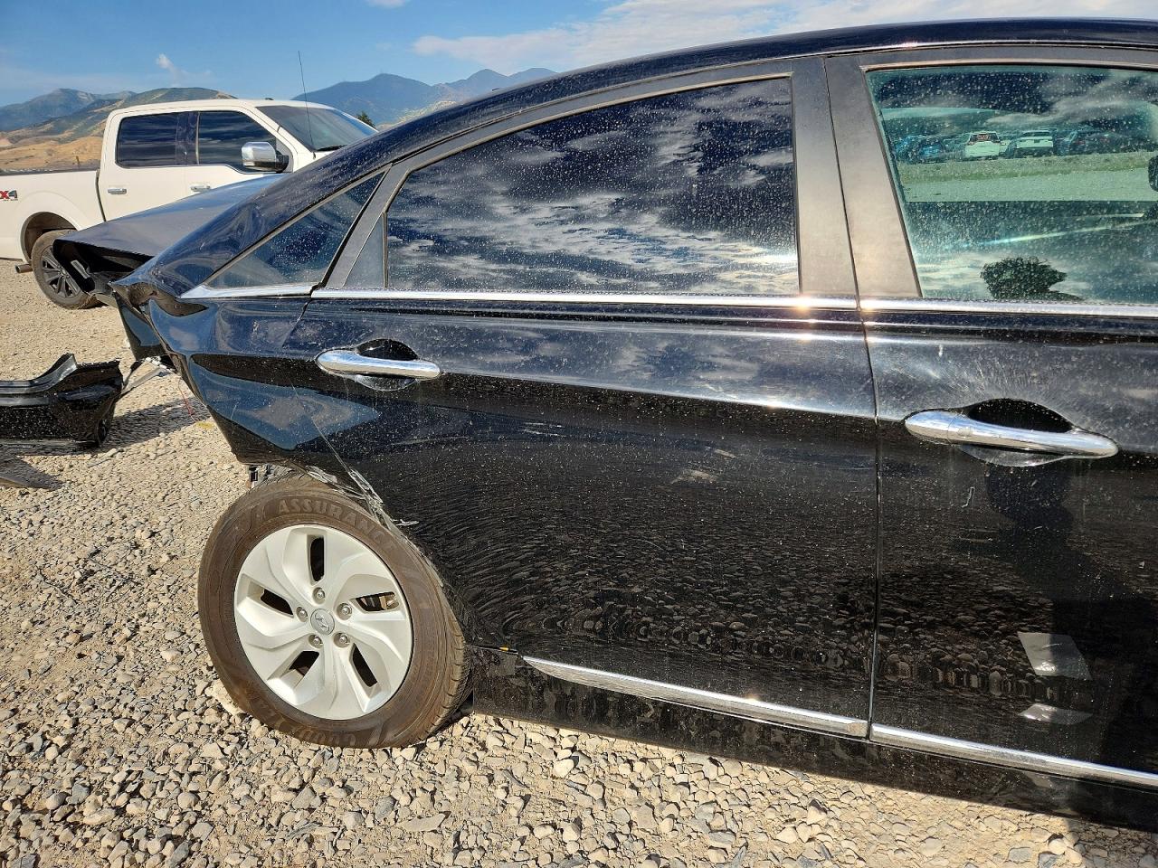2013 Hyundai Sonata Hybrid Black vin: KMHEC4A40DA093202