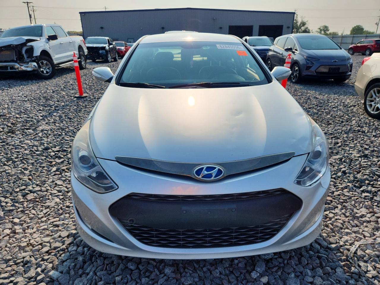 2013 Hyundai Sonata Hybrid Silver vin: KMHEC4A40DA097542