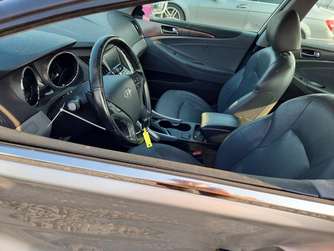 2013 Hyundai Sonata Hybrid Silver vin: KMHEC4A40DA097542