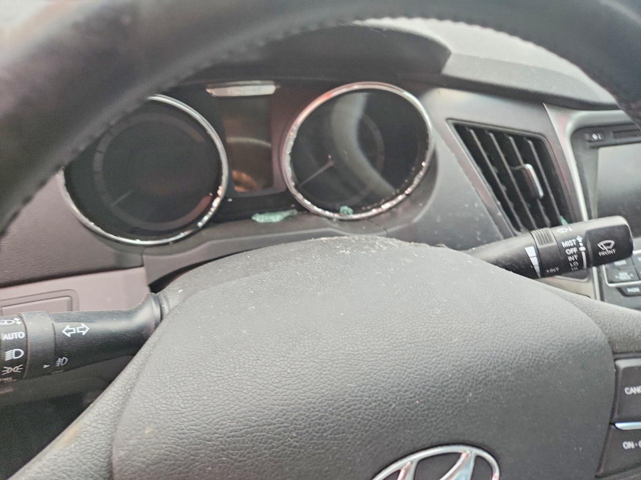 2013 Hyundai Sonata Hybrid Silver vin: KMHEC4A40DA097542