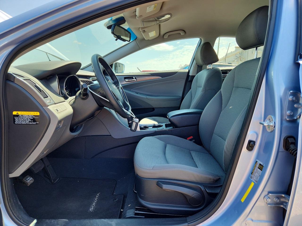 2013 Hyundai Sonata Hybrid Blue vin: KMHEC4A40DA098870
