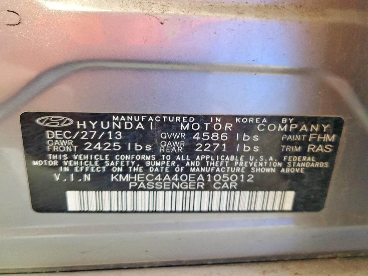2014 Hyundai Sonata Hybrid Silver vin: KMHEC4A40EA105012