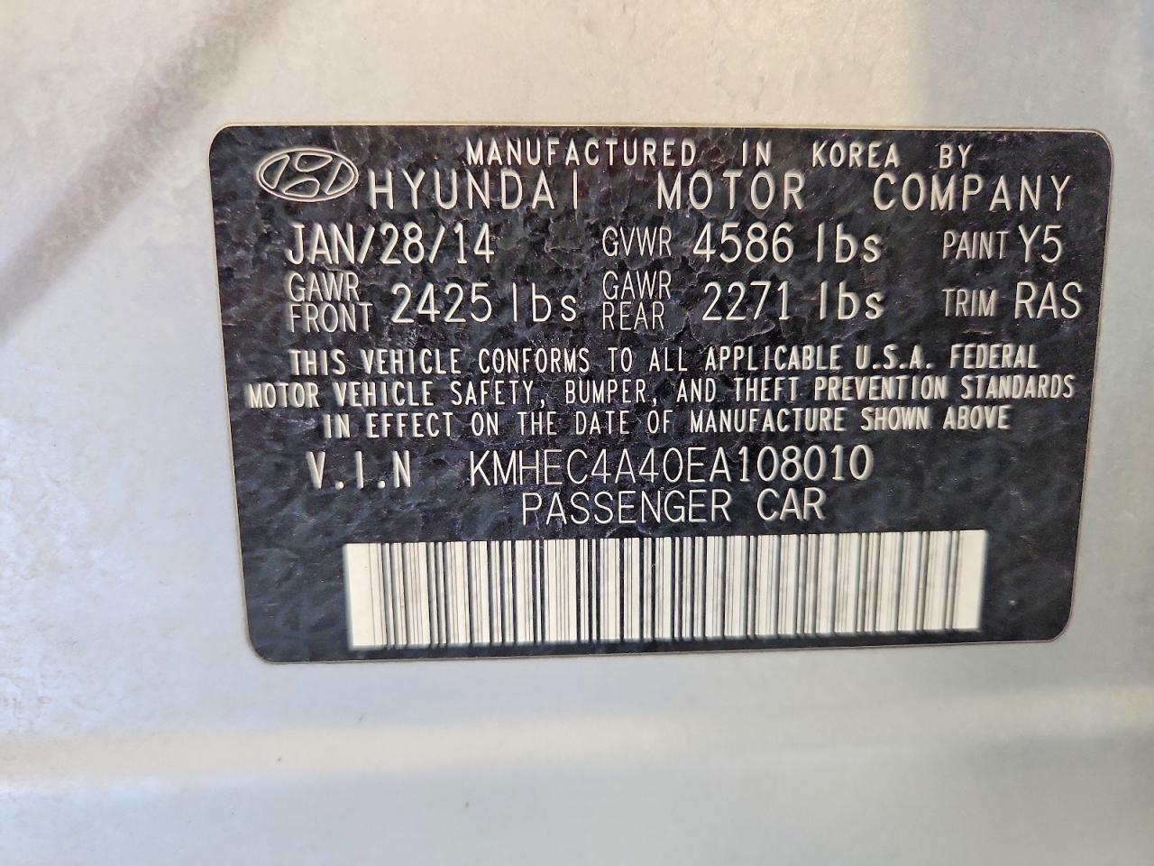 2014 Hyundai Sonata Hybrid Silver vin: KMHEC4A40EA108010