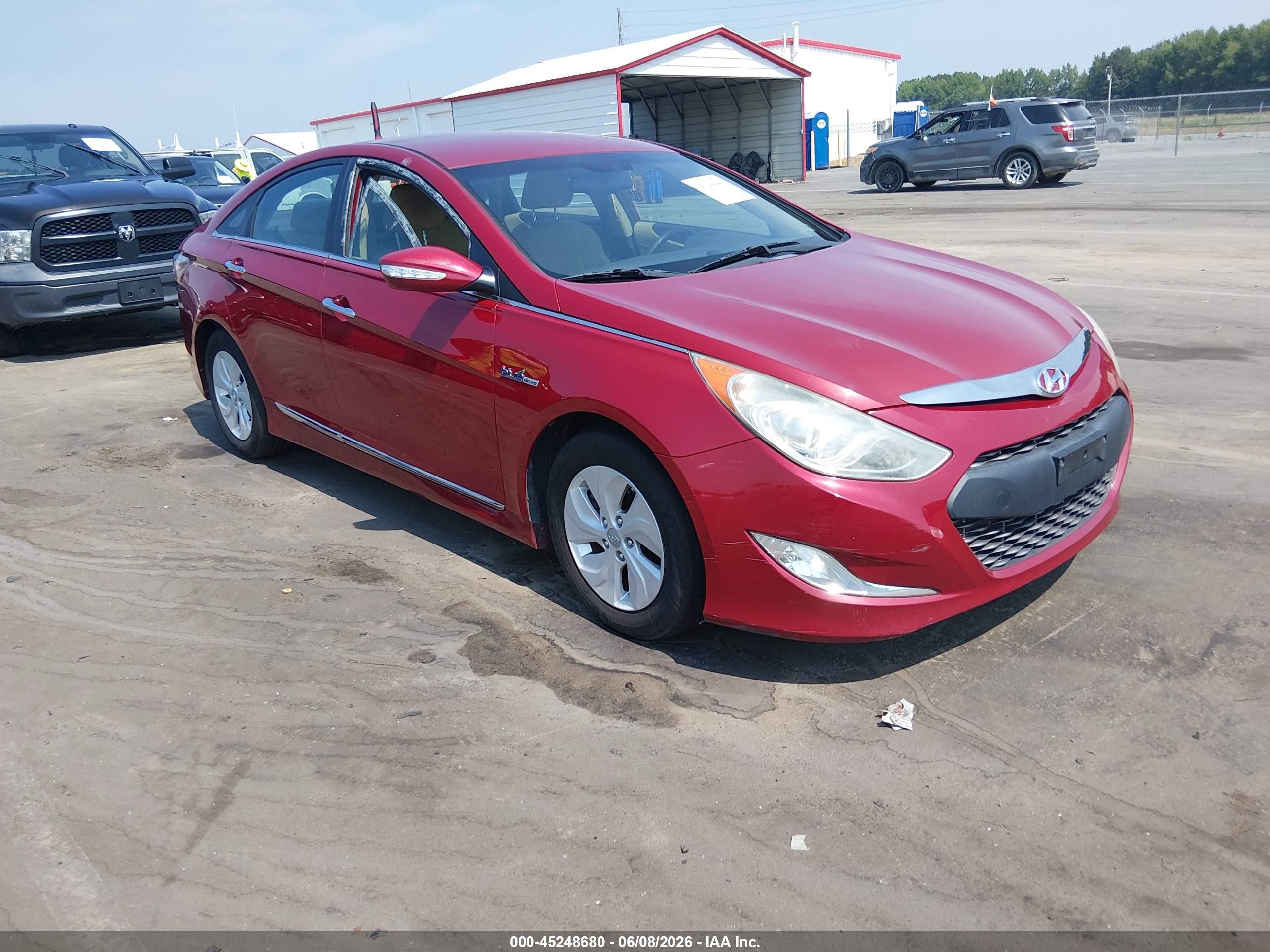 2014 Hyundai Sonata Hybrid   Красный vin: KMHEC4A40EA117774