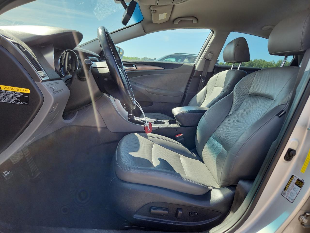 2015 Hyundai Sonata Hybrid Limited Silver vin: KMHEC4A40FA122913
