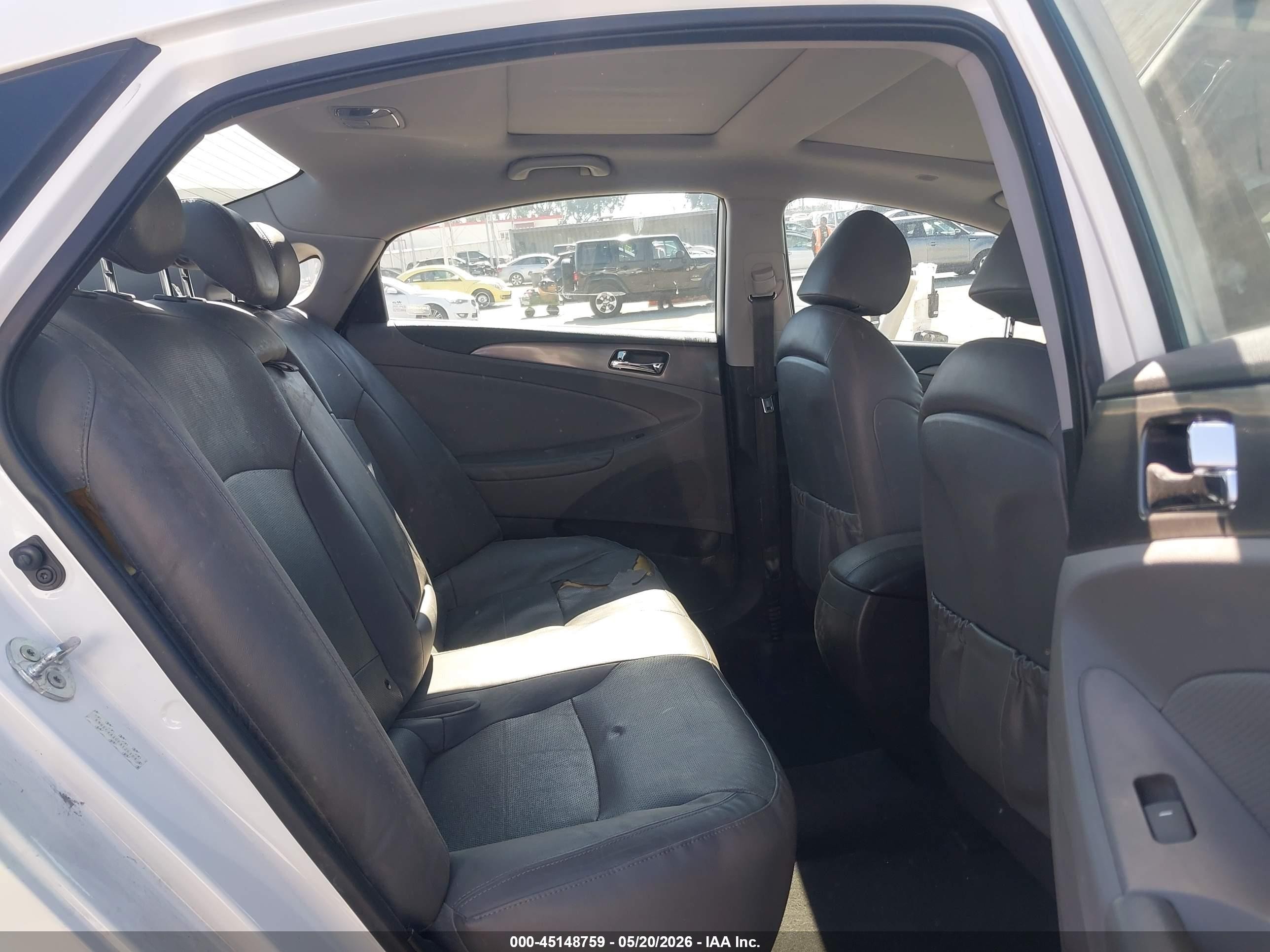 2015 Hyundai Sonata Hybrid Limited White vin: KMHEC4A40FA126184