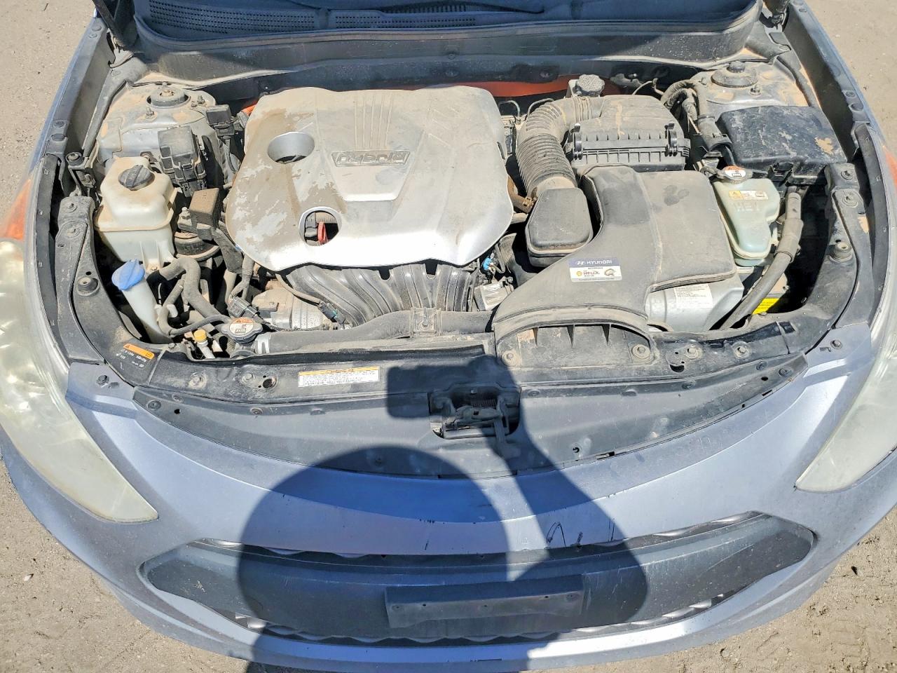 2015 Hyundai Sonata Hybrid Limited Silver vin: KMHEC4A40FA127657