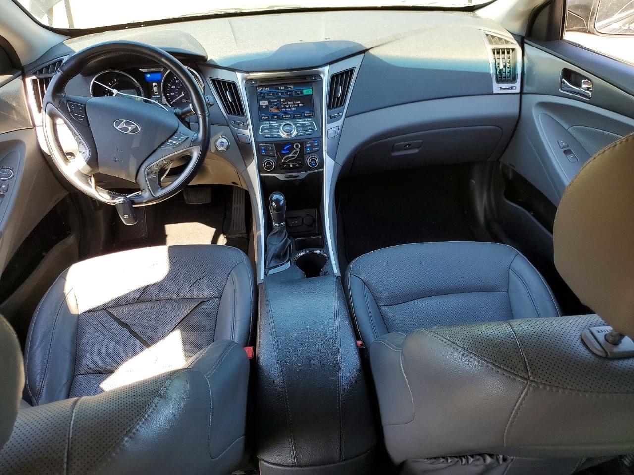 2015 Hyundai Sonata Hybrid Limited Black vin: KMHEC4A40FA127979