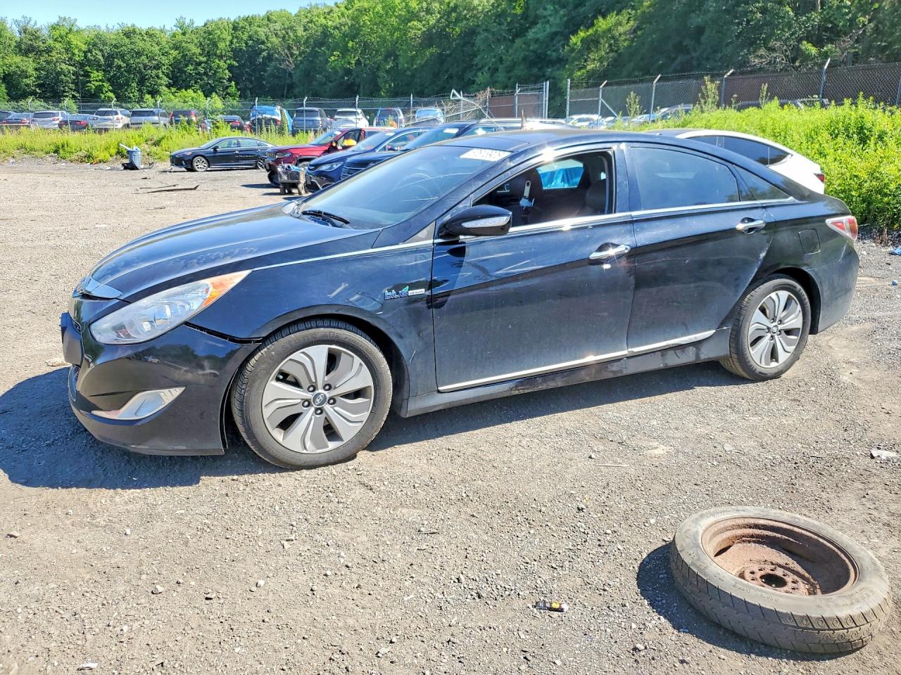 2015 Hyundai Sonata Hybrid Limited Черный vin: KMHEC4A40FA127979