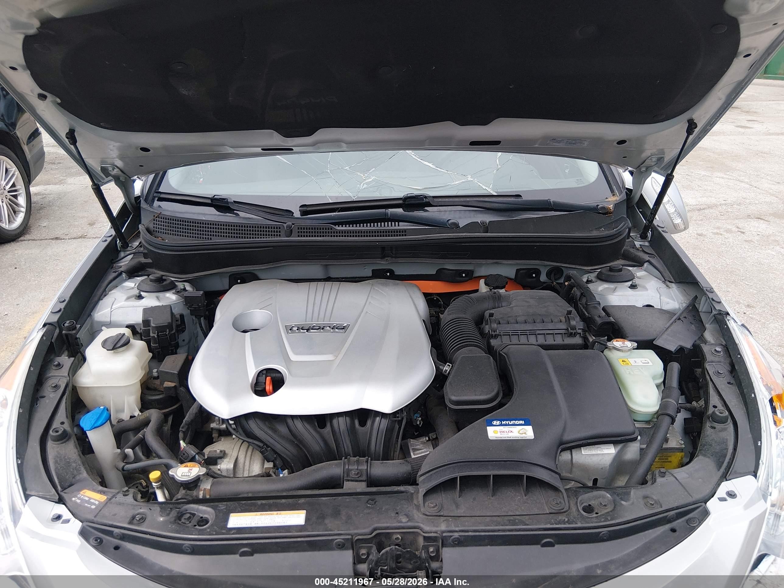 2015 Hyundai Sonata Hybrid Silver vin: KMHEC4A40FA135337