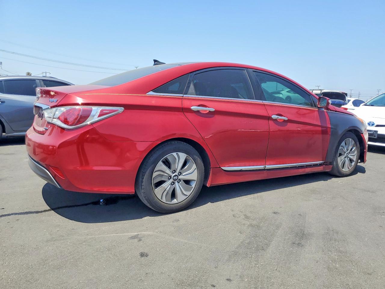 2015 Hyundai Sonata Hybrid Limited Red vin: KMHEC4A40FA135788
