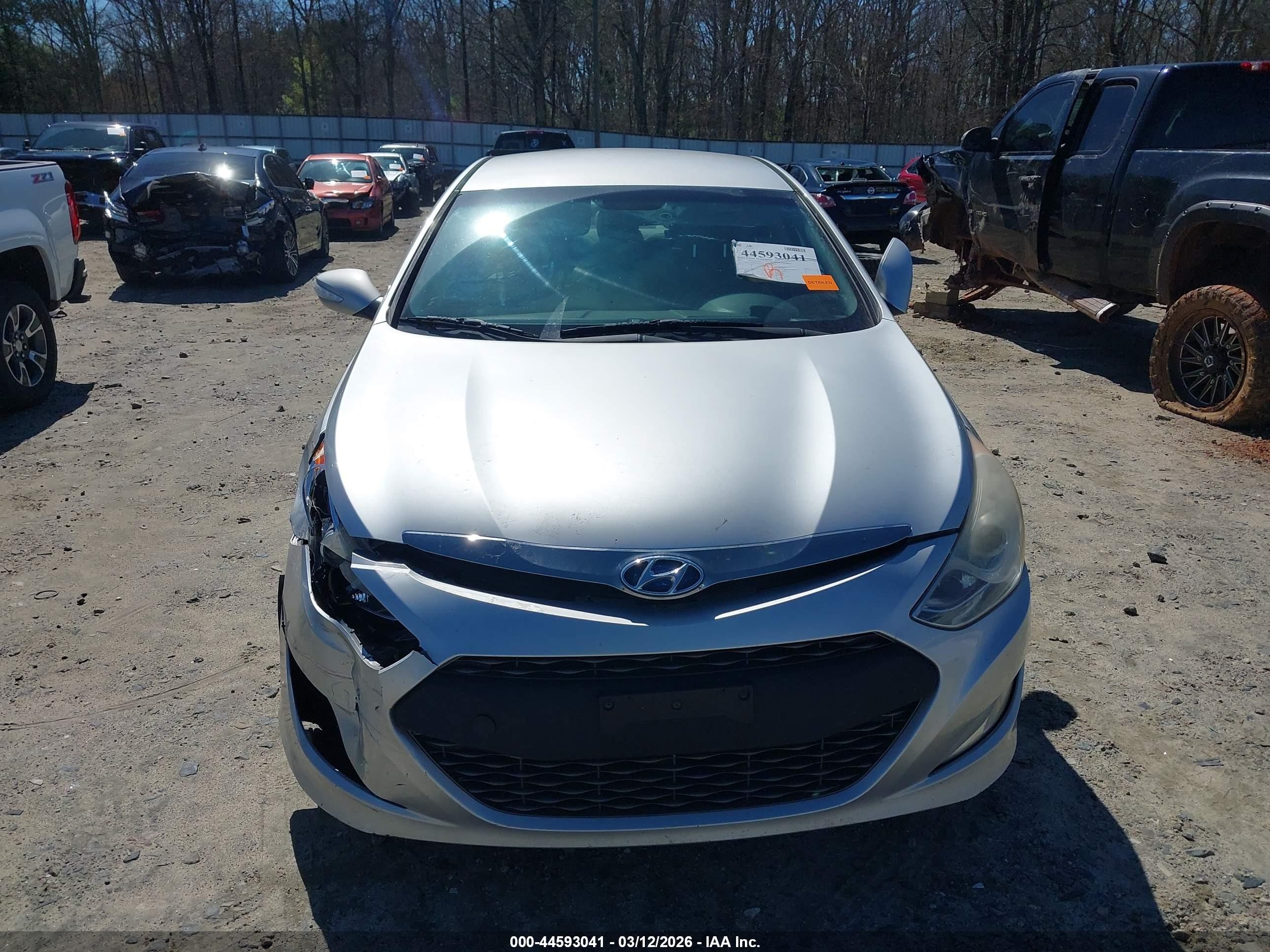 2011 Hyundai Sonata Hybrid   Silver vin: KMHEC4A41BA002418
