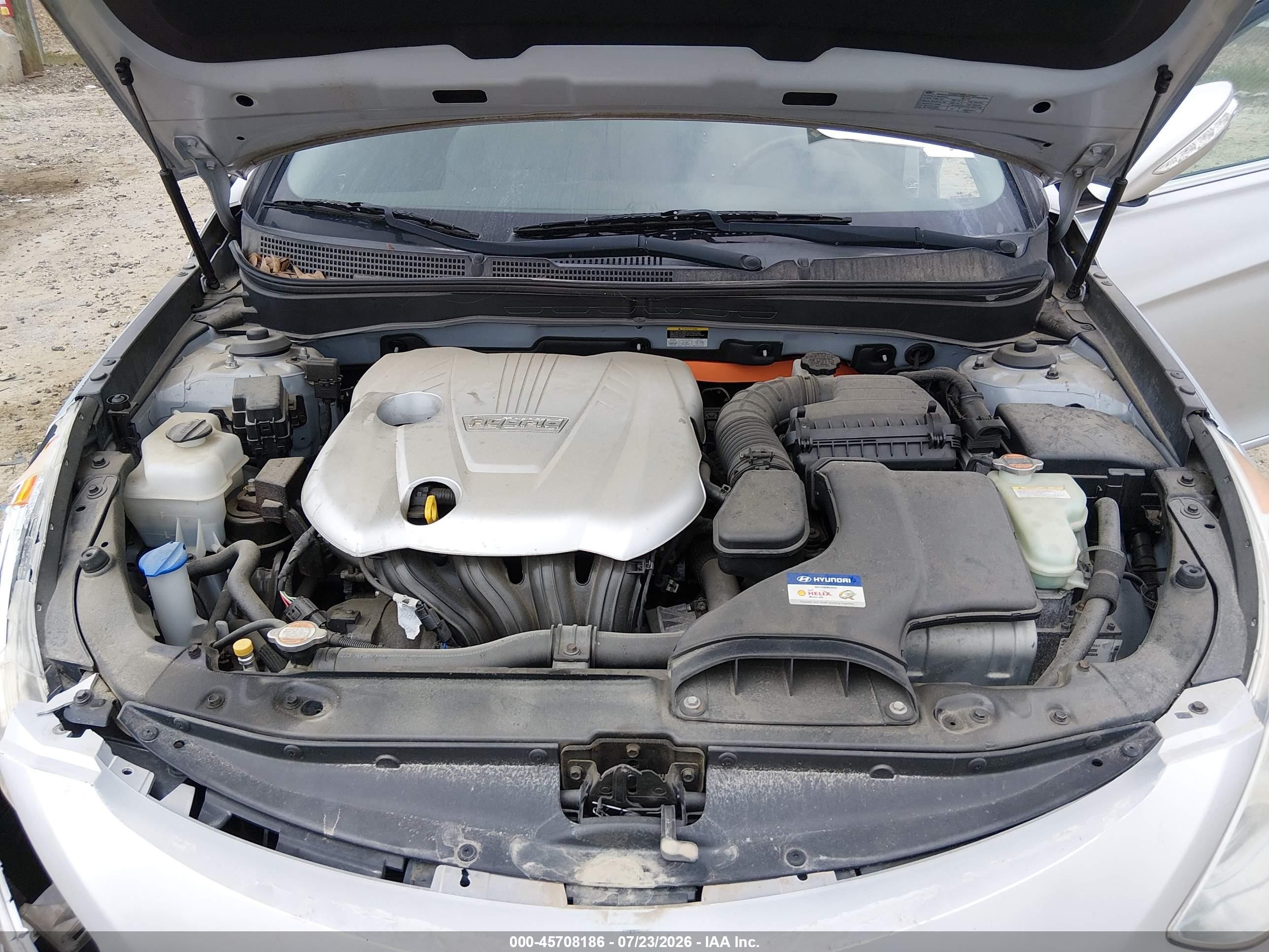 2011 Hyundai Sonata Hybrid   Серебряный vin: KMHEC4A41BA002418