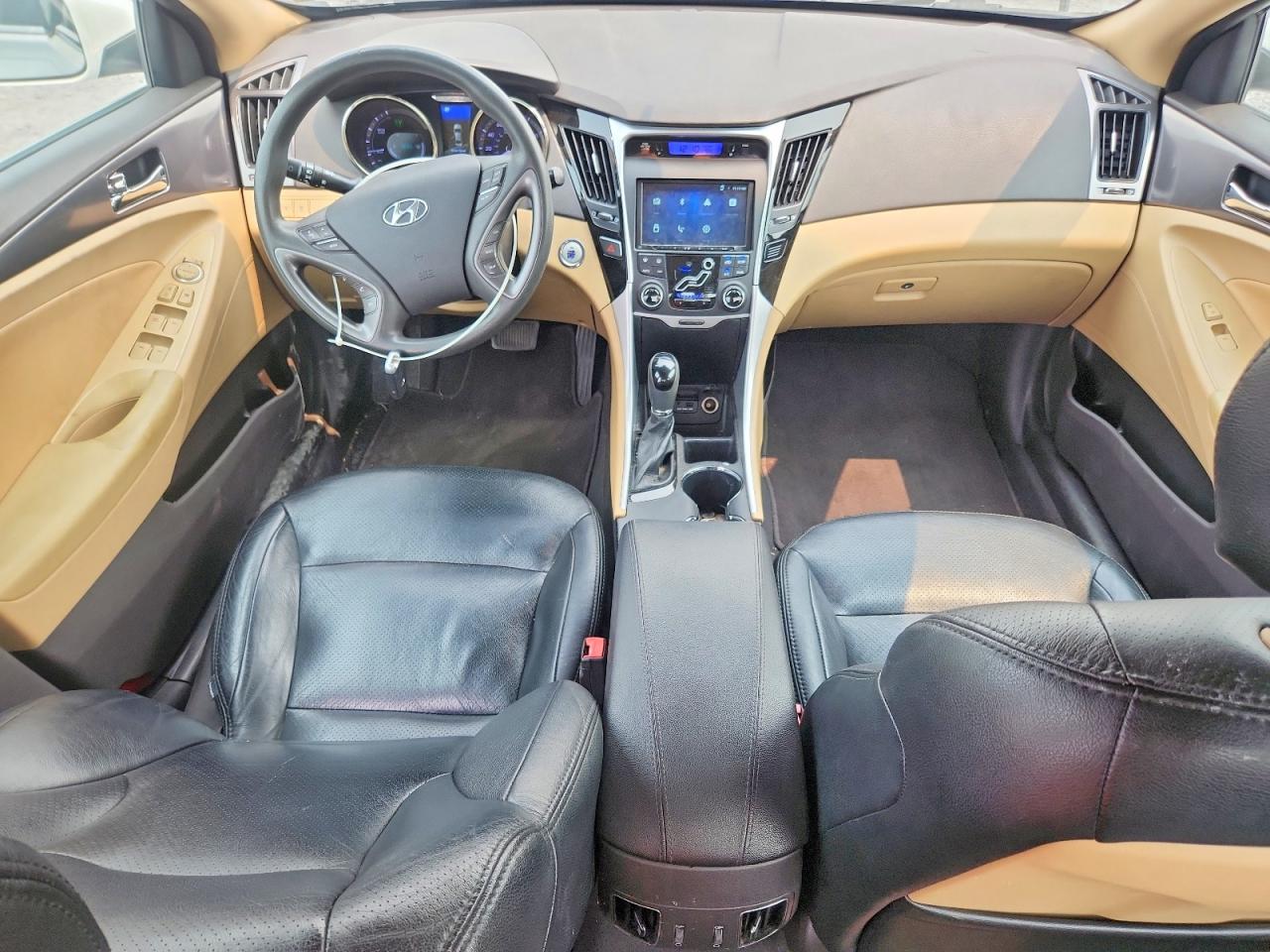 2011 Hyundai Sonata Hybrid Белый vin: KMHEC4A41BA011412