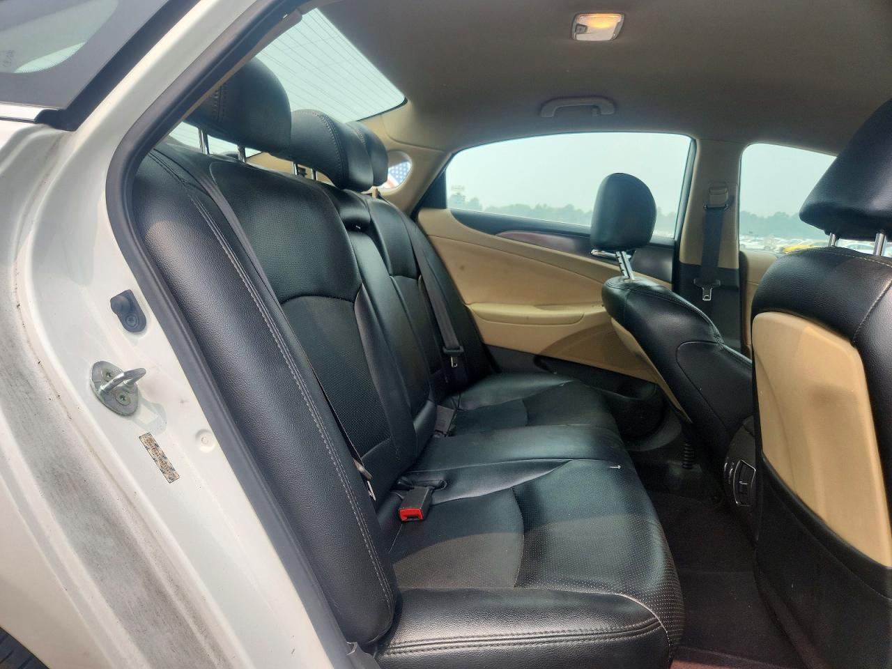 2011 Hyundai Sonata Hybrid Белый vin: KMHEC4A41BA011412