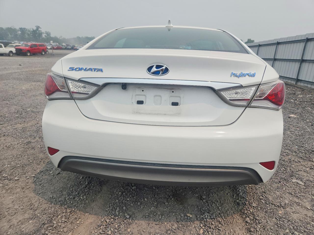 2011 Hyundai Sonata Hybrid Белый vin: KMHEC4A41BA011412