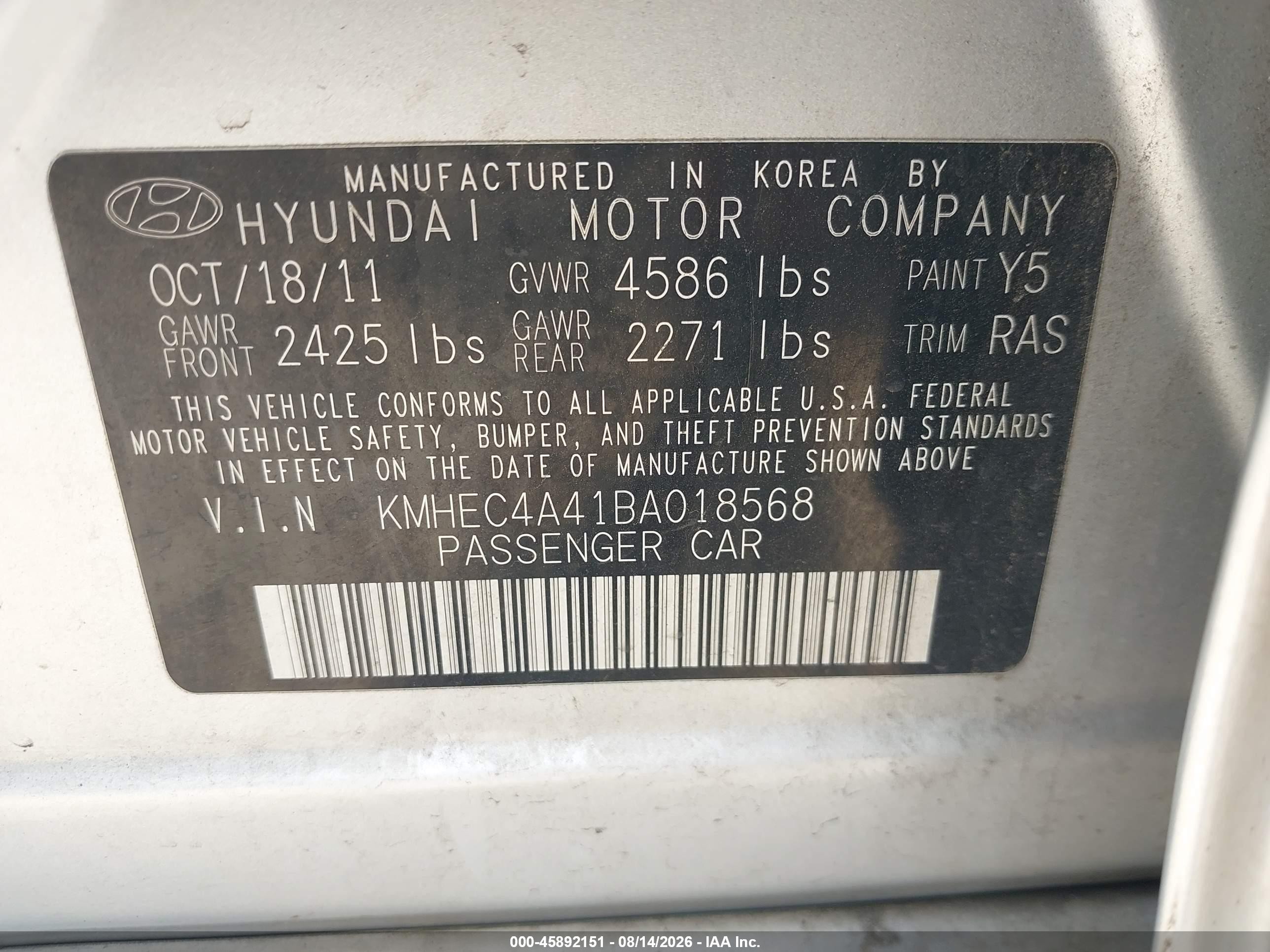 2011 Hyundai Sonata Hybrid   Silver vin: KMHEC4A41BA018568