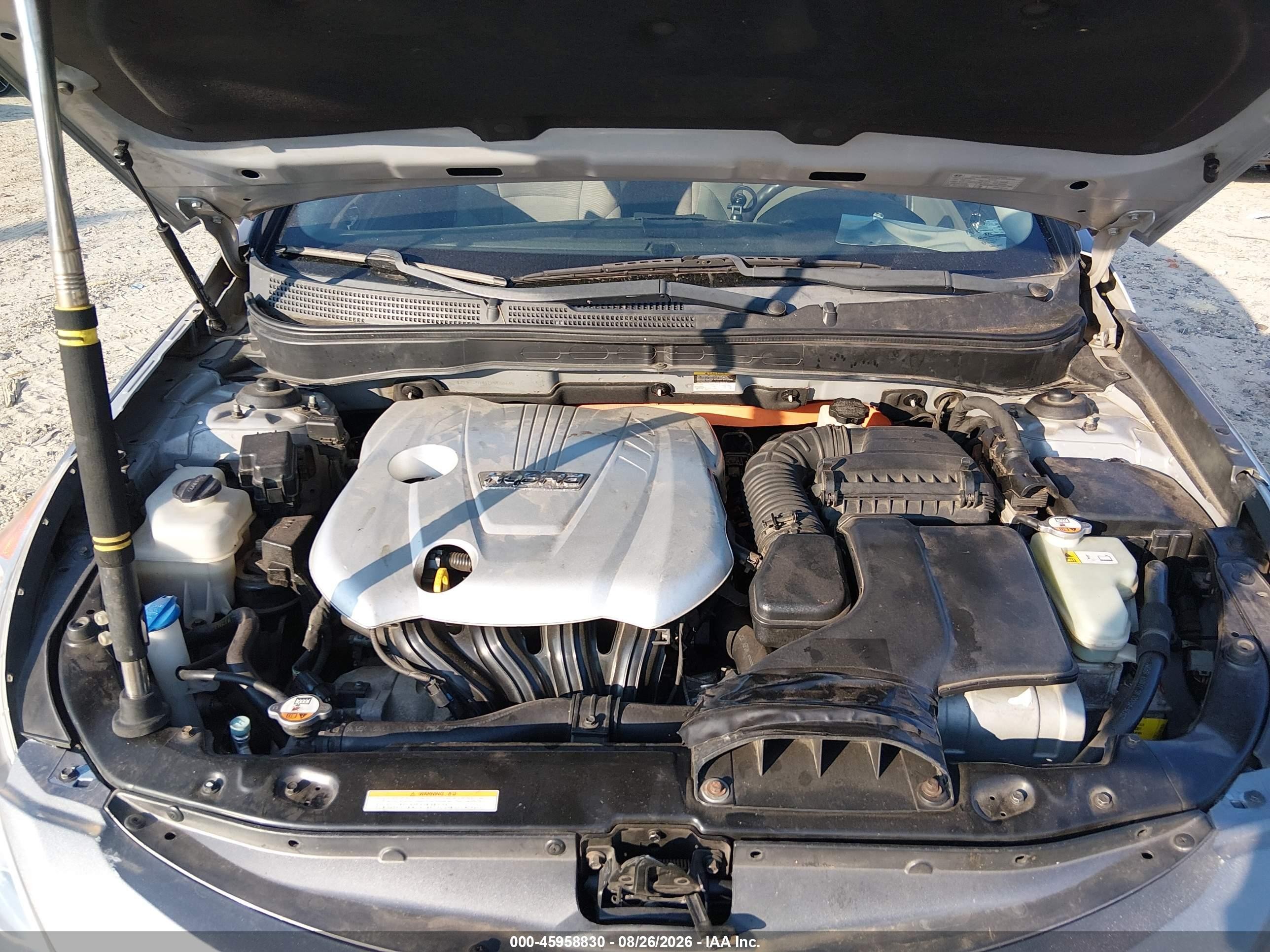 2012 Hyundai Sonata Hybrid   Silver vin: KMHEC4A41CA020449