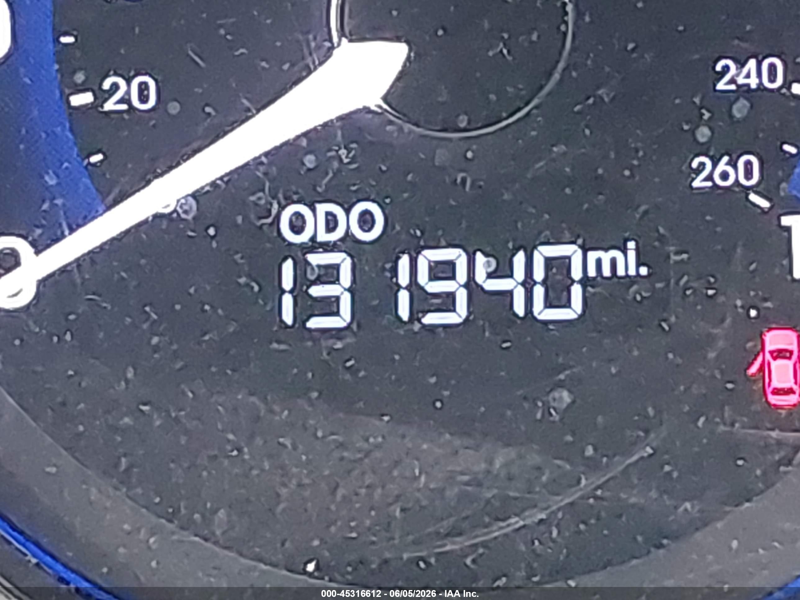 2012 Hyundai Sonata Hybrid   Silver vin: KMHEC4A41CA028812