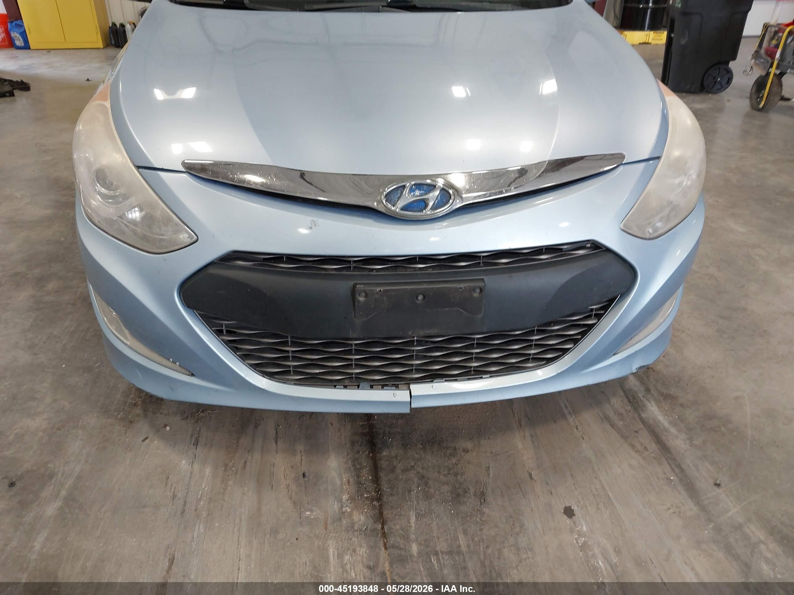 2012 Hyundai Sonata Hybrid   Бирюзовый vin: KMHEC4A41CA045755