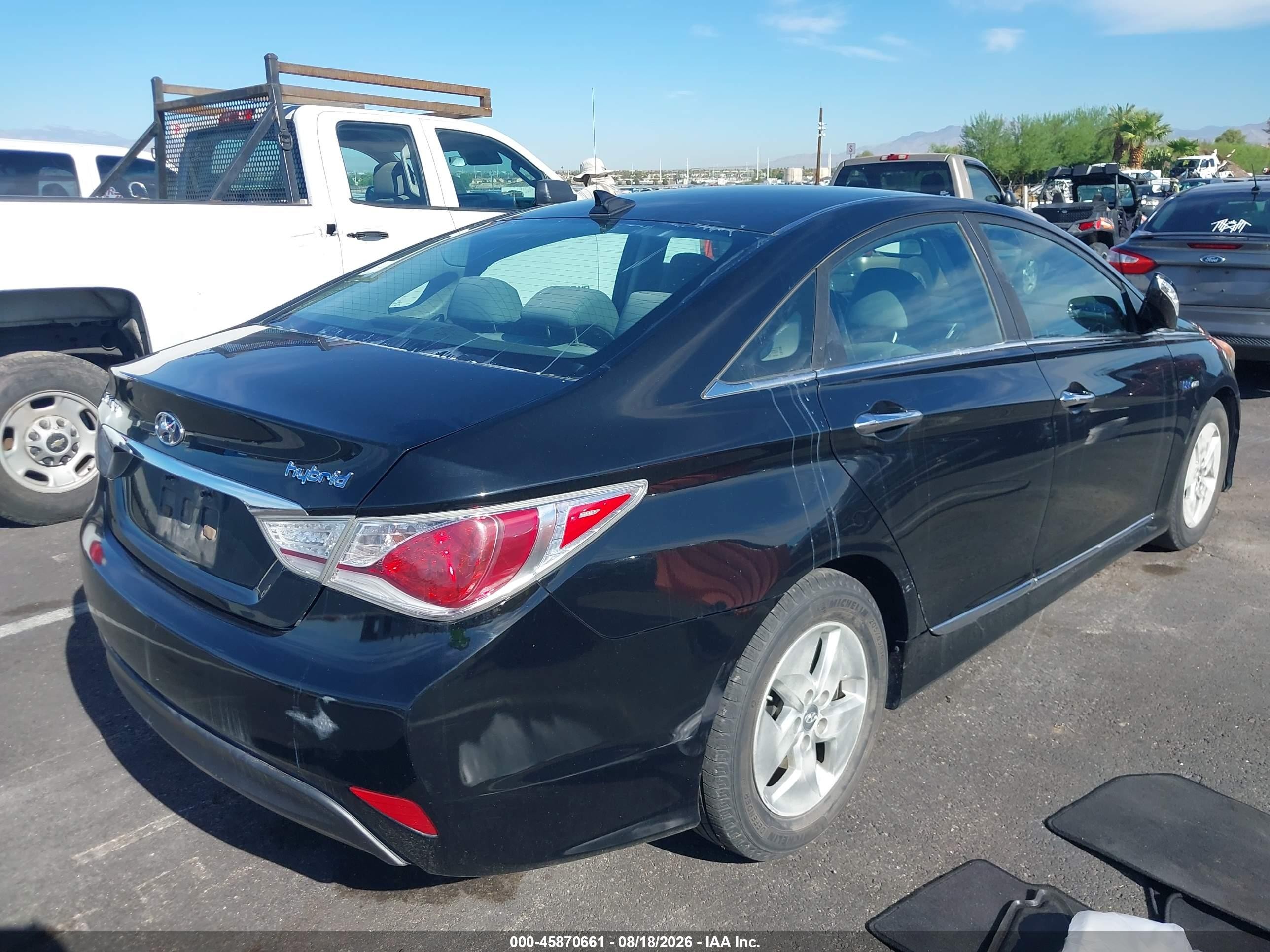2012 Hyundai Sonata Hybrid   Черный vin: KMHEC4A41CA062703