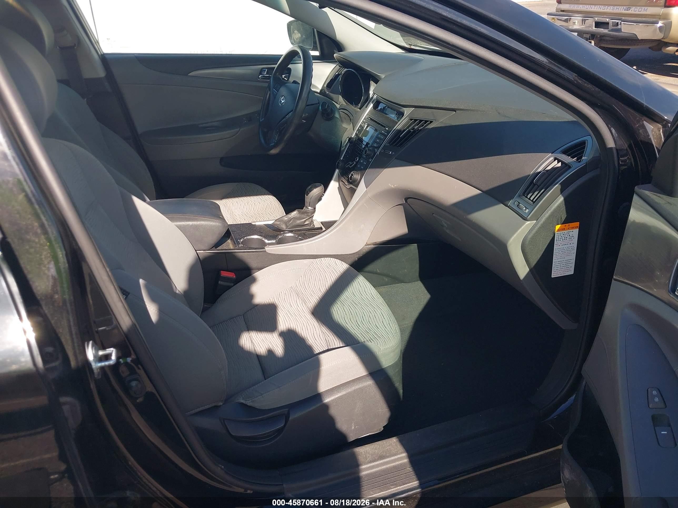 2012 Hyundai Sonata Hybrid   Черный vin: KMHEC4A41CA062703