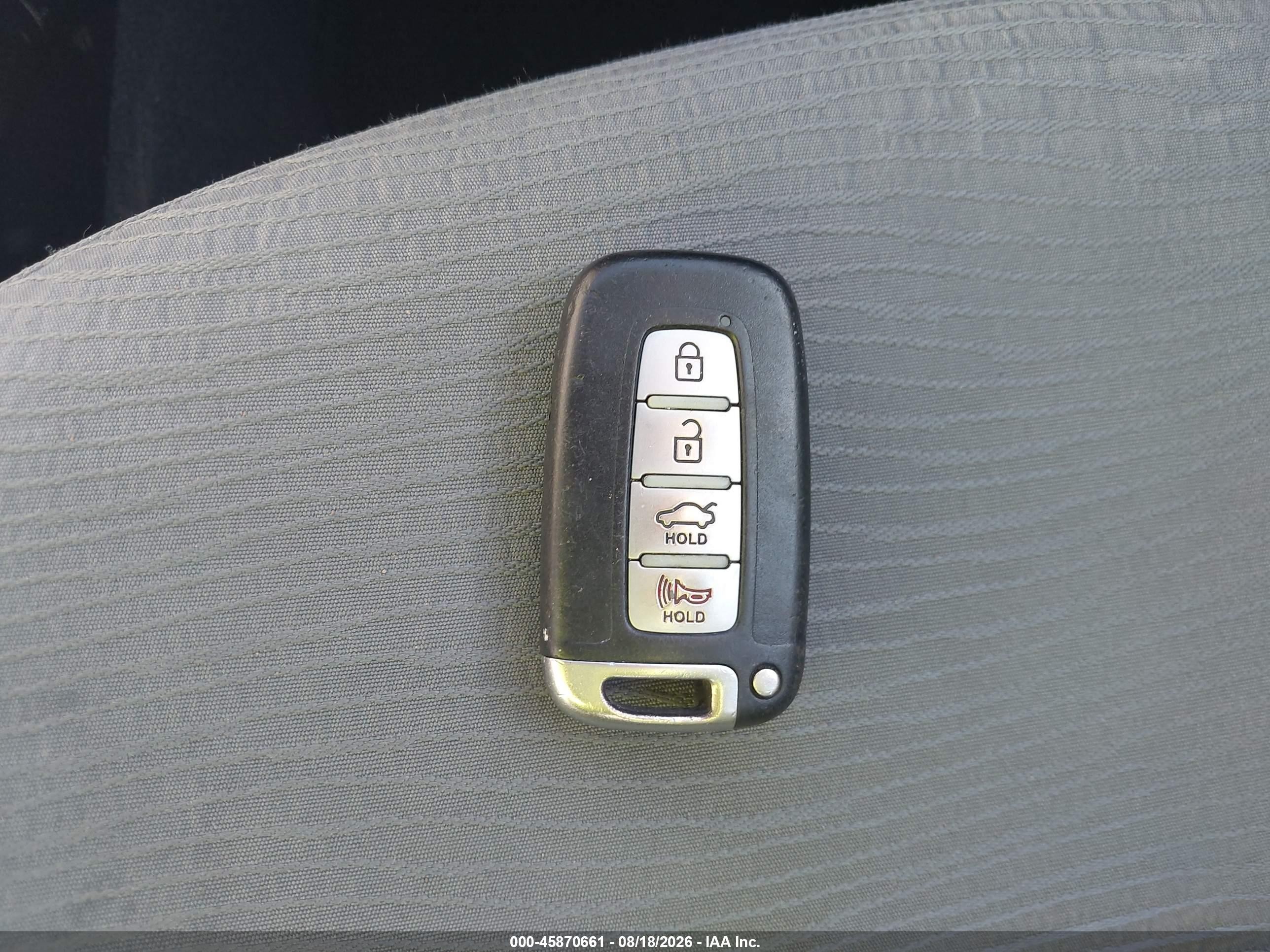2012 Hyundai Sonata Hybrid   Черный vin: KMHEC4A41CA062703
