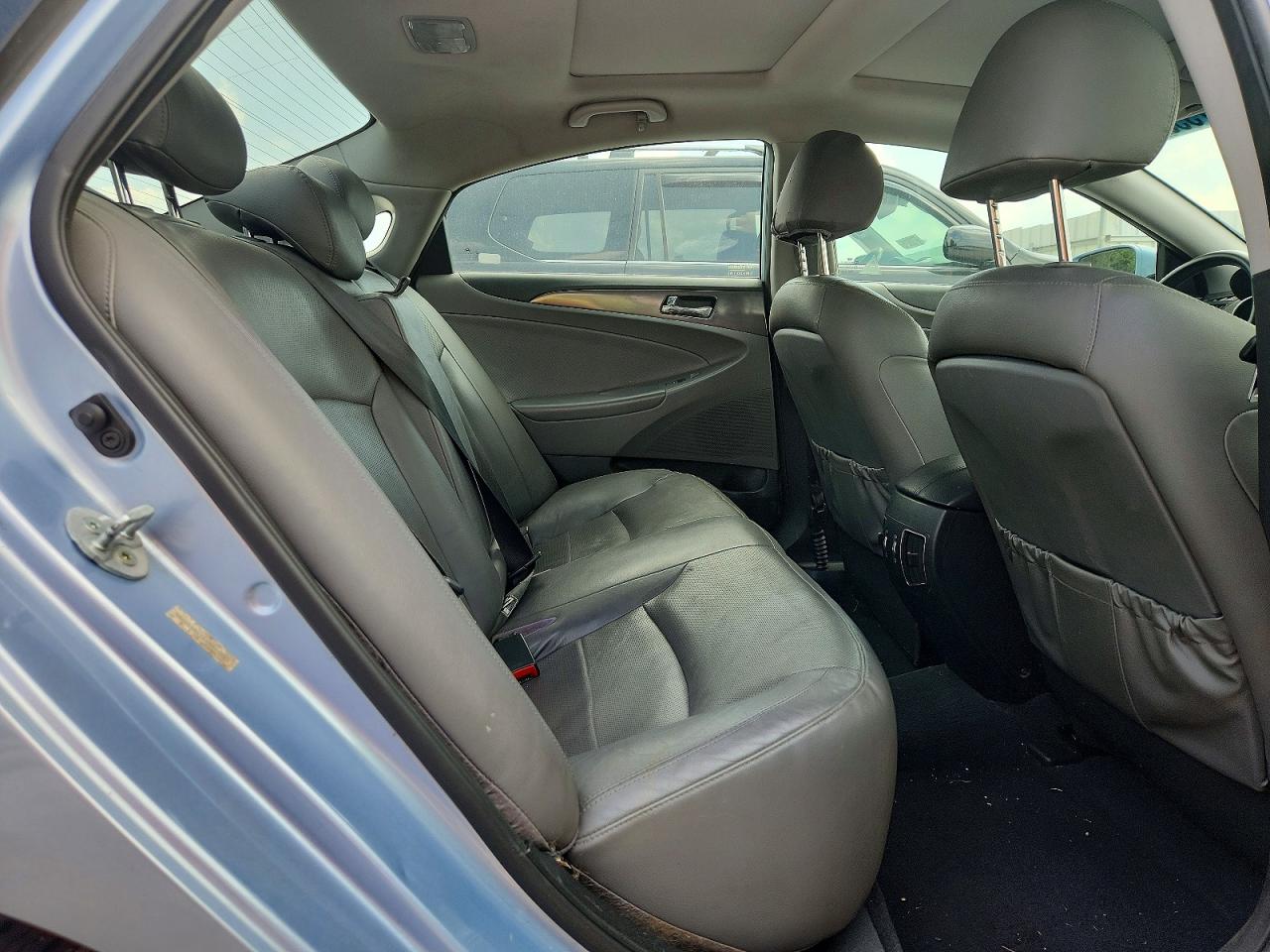 2013 Hyundai Sonata Hybrid Blue vin: KMHEC4A41DA050178