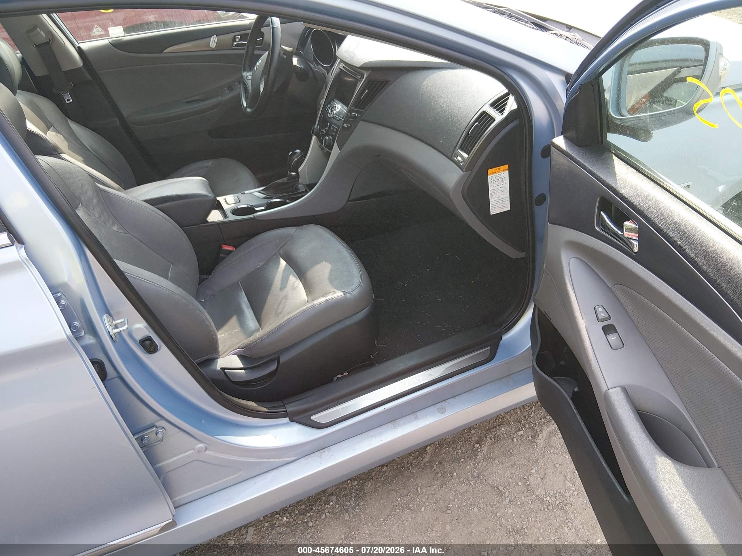 2013 Hyundai Sonata Hybrid Limited Blue vin: KMHEC4A41DA075842