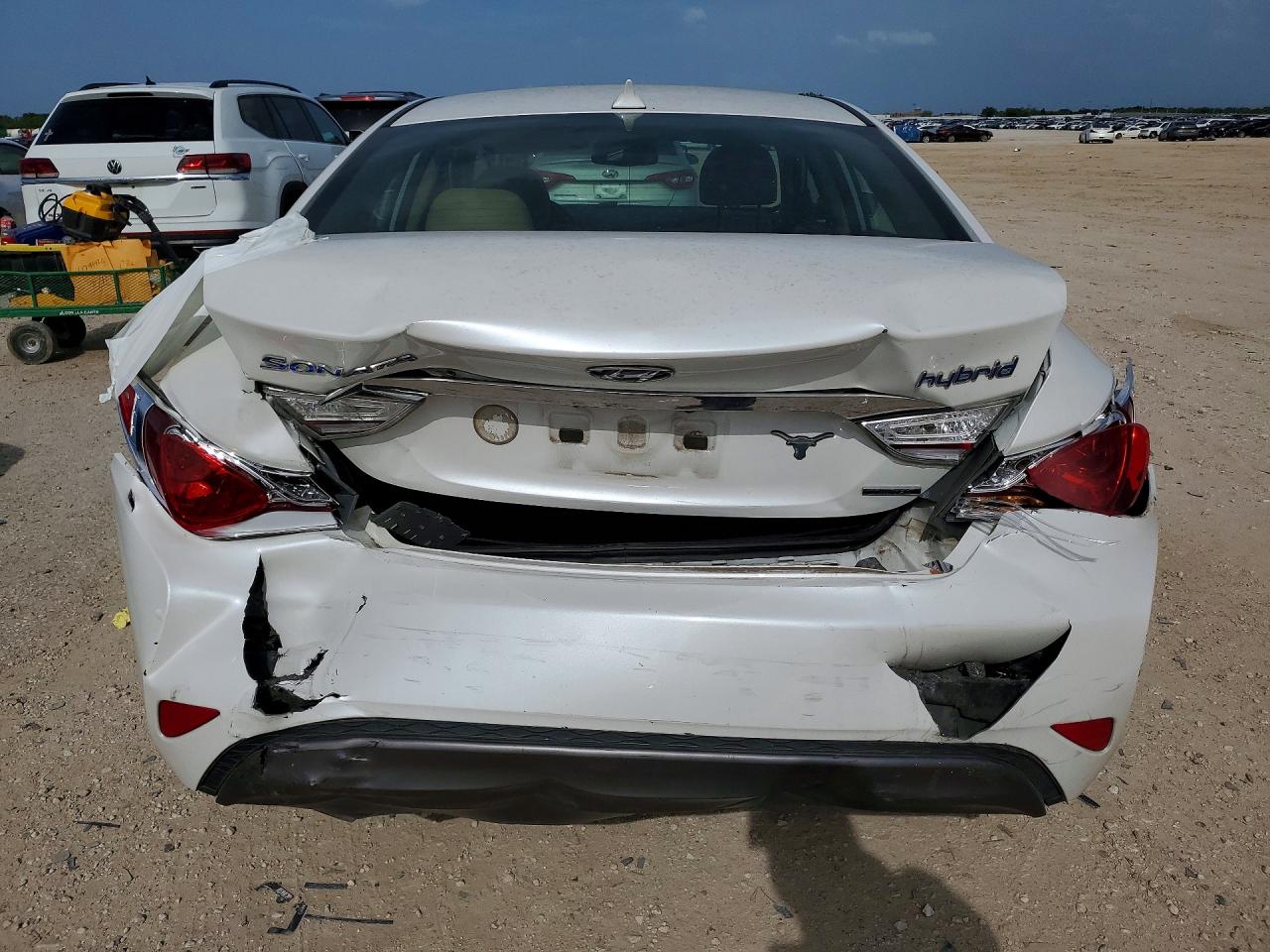 2013 Hyundai Sonata Hybrid White vin: KMHEC4A41DA083066