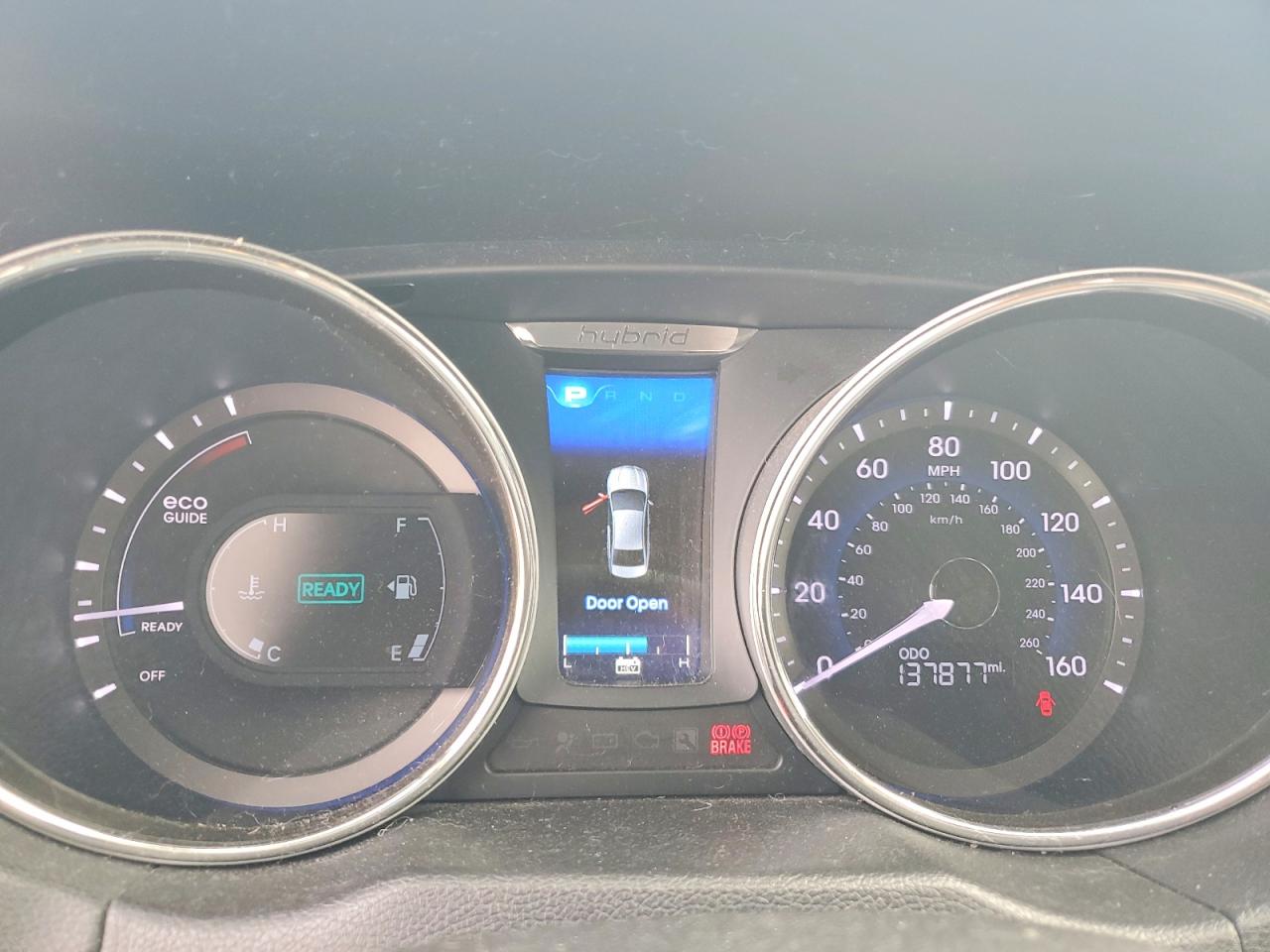 2013 Hyundai Sonata Hybrid Silver vin: KMHEC4A41DA088672