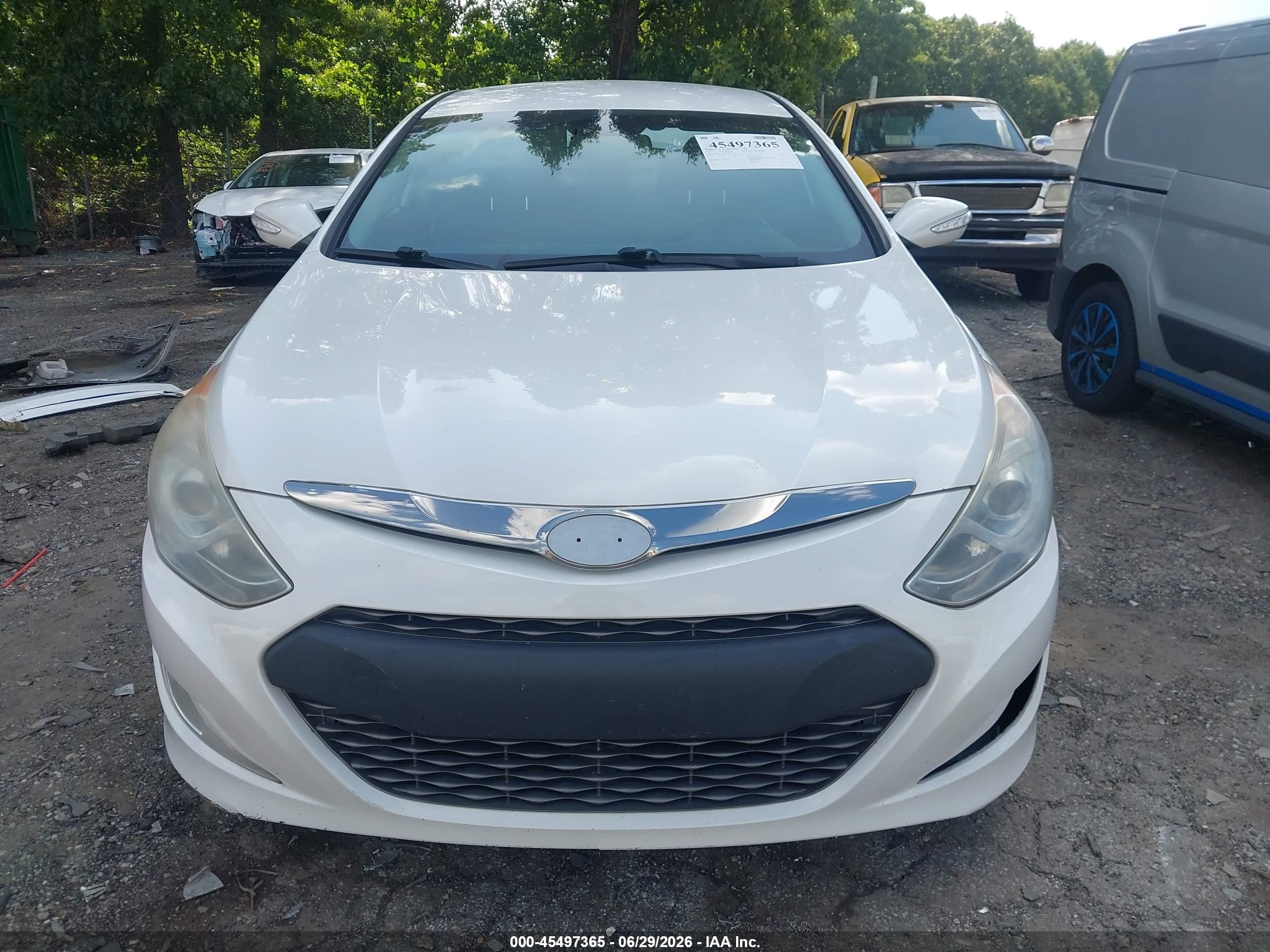 2013 Hyundai Sonata Hybrid Limited White vin: KMHEC4A41DA091653