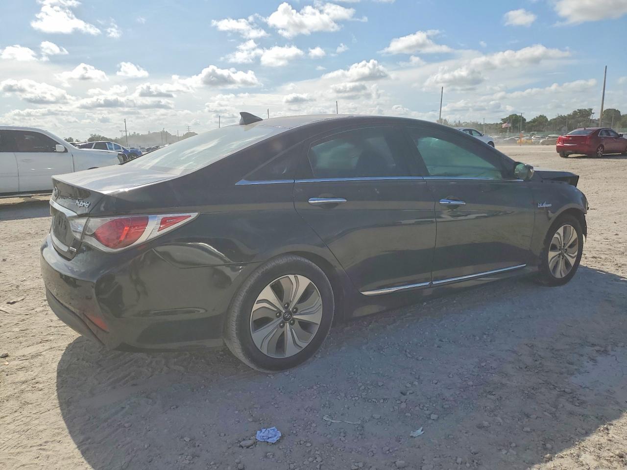 2013 Hyundai Sonata Hybrid Black vin: KMHEC4A41DA094830