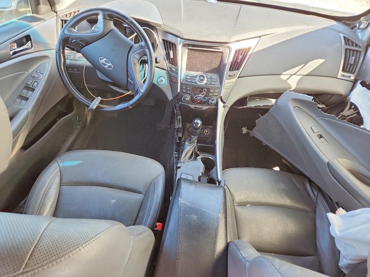 2013 Hyundai Sonata Hybrid Silver vin: KMHEC4A41DA098375
