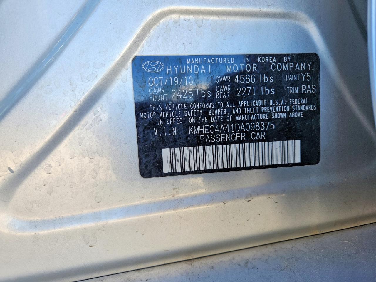 2013 Hyundai Sonata Hybrid Silver vin: KMHEC4A41DA098375