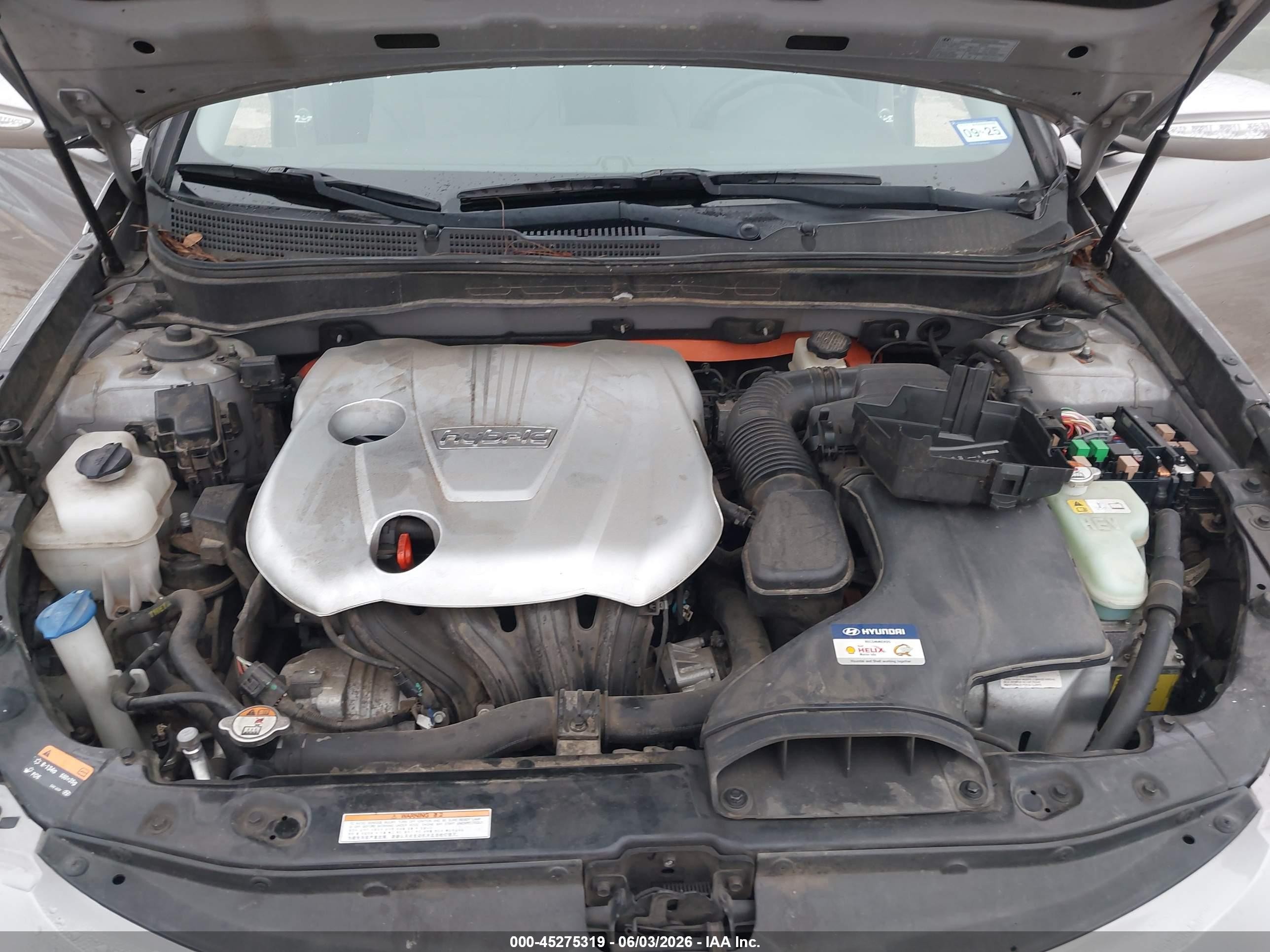 2014 Hyundai Sonata Hybrid   Серебряный vin: KMHEC4A41EA109828
