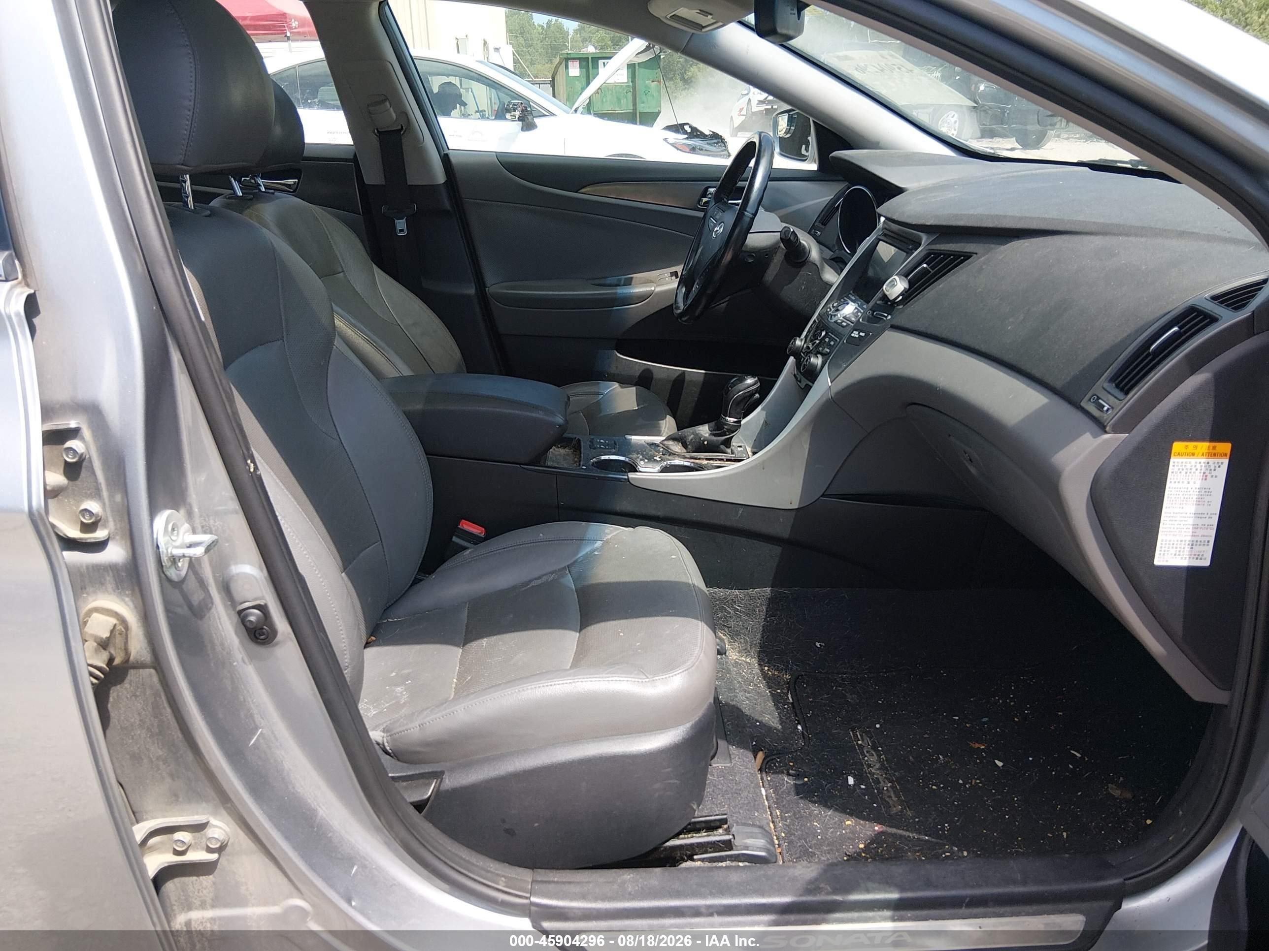 2014 Hyundai Sonata Hybrid Limited Silver vin: KMHEC4A41EA112762